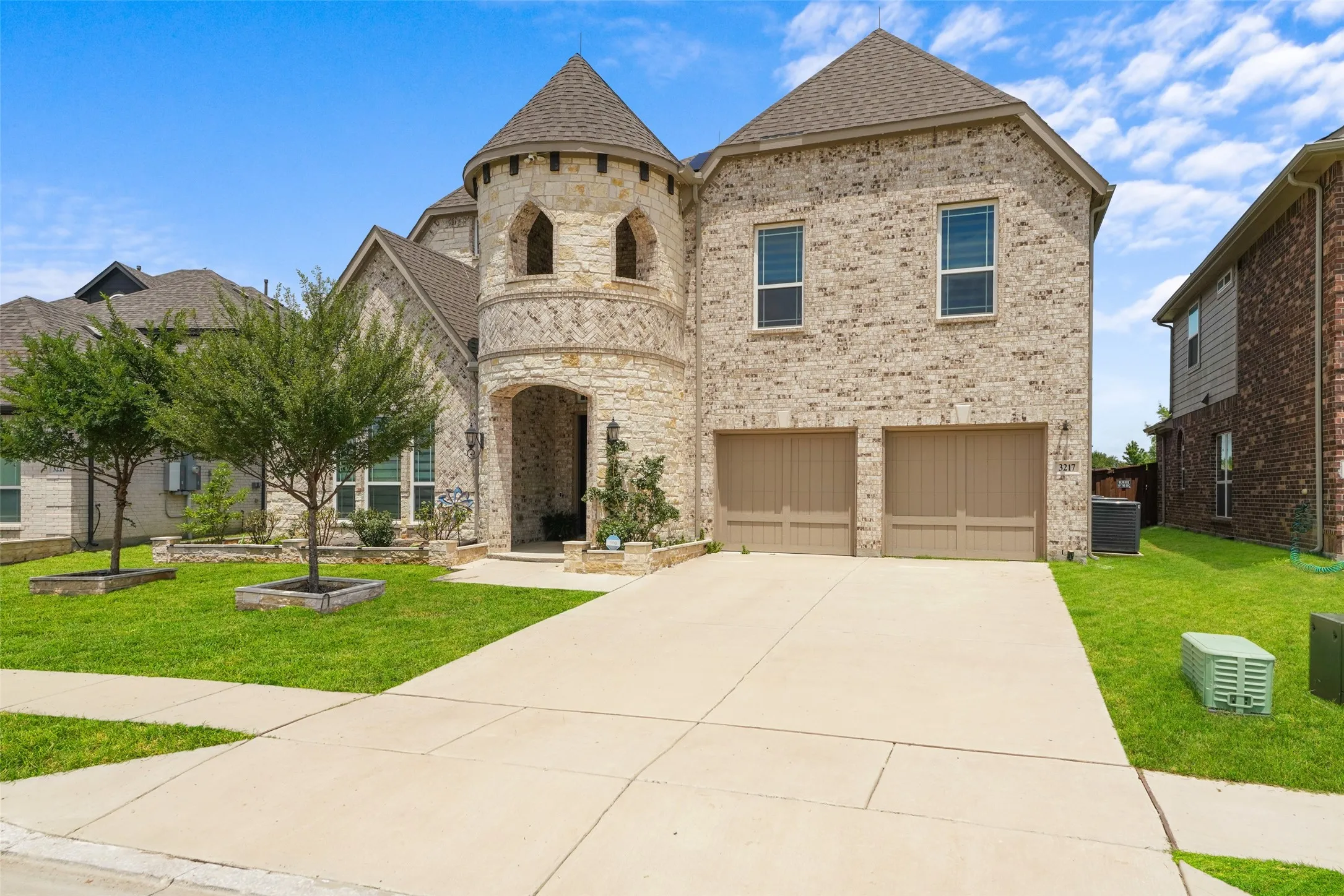 Single Family Residence For Rent in Collin County , 3217 Austin Bayou Trail, Celina, Texas 75078, 5 Bedroom, 4 Bathroom, 2 Garage spaces, 4,331 Sqft, built in 2022, Price $4,990, mls#21002638, Real Estate Agent in Celina, Homes For Rent in Collin county, Homes For Rent in Celina, Realtor in Celina Texas, Real Estate Brokerage Independent Realty Texas, Luminita Cordes Realtor