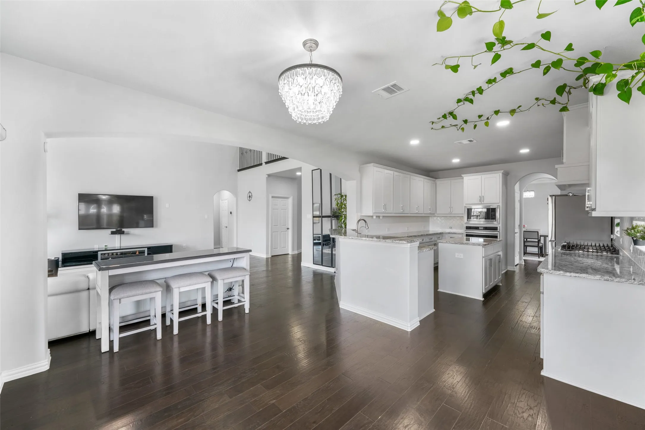 Single Family Residence For Rent in Collin County , 3217 Austin Bayou Trail, Celina, Texas 75078, 5 Bedroom, 4 Bathroom, 2 Garage spaces, 4,331 Sqft, built in 2022, Price $4,990, mls#21002638, Real Estate Agent in Celina, Homes For Rent in Collin county, Homes For Rent in Celina, Realtor in Celina Texas, Real Estate Brokerage Independent Realty Texas, Luminita Cordes Realtor