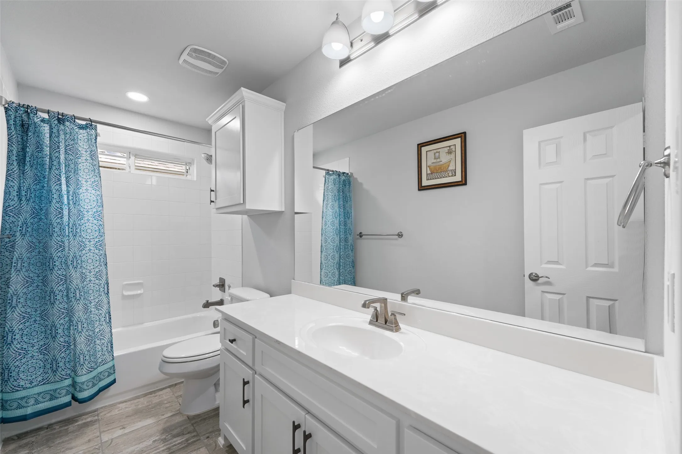 Single Family Residence For Rent in Collin County , 3217 Austin Bayou Trail, Celina, Texas 75078, 5 Bedroom, 4 Bathroom, 2 Garage spaces, 4,331 Sqft, built in 2022, Price $4,990, mls#21002638, Real Estate Agent in Celina, Homes For Rent in Collin county, Homes For Rent in Celina, Realtor in Celina Texas, Real Estate Brokerage Independent Realty Texas, Luminita Cordes Realtor