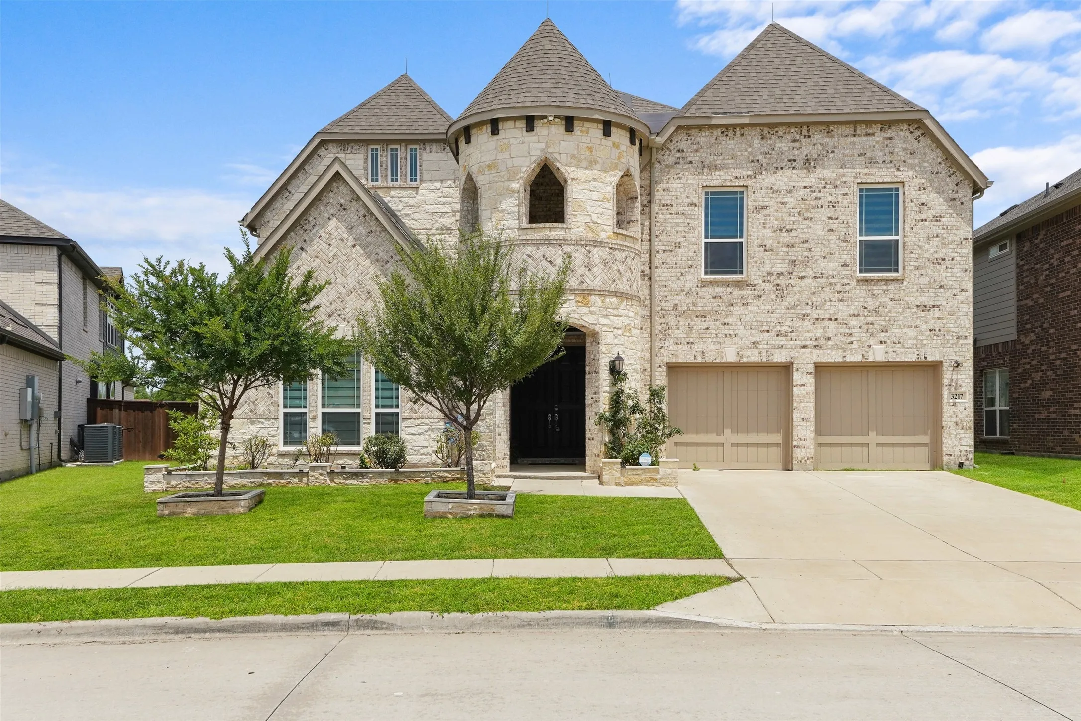 Single Family Residence For Rent in Collin County , 3217 Austin Bayou Trail, Celina, Texas 75078, 5 Bedroom, 4 Bathroom, 2 Garage spaces, 4,331 Sqft, built in 2022, Price $4,990, mls#21002638, Real Estate Agent in Celina, Homes For Rent in Collin county, Homes For Rent in Celina, Realtor in Celina Texas, Real Estate Brokerage Independent Realty Texas, Luminita Cordes Realtor