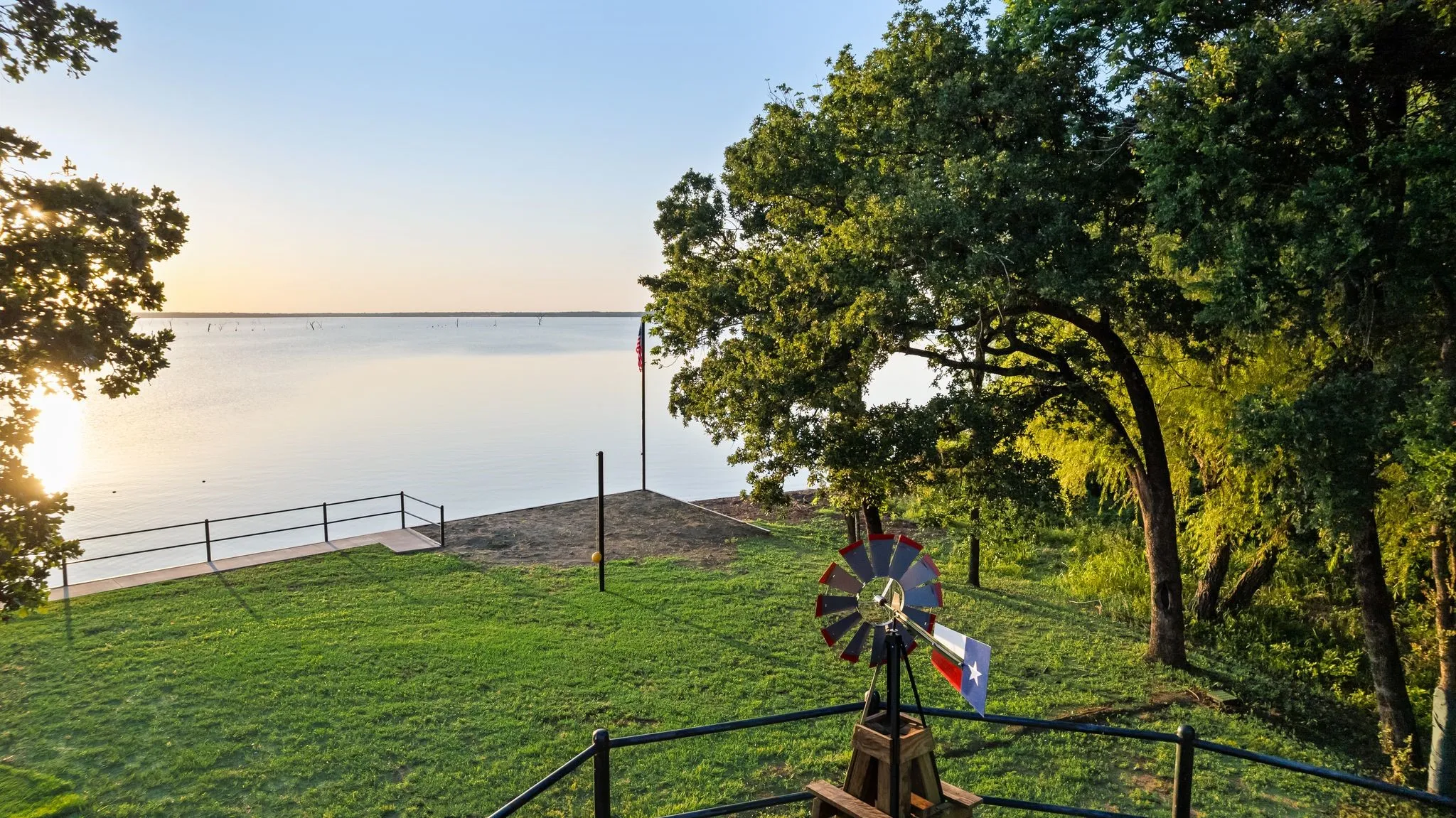 Single Family Residence For Sale in Navarro County , 1144 Paradise Cove, Streetman, Texas 75859, 6 Bedroom, 7 Bathroom, 3 Garage spaces, 4,041 Sqft, built in 2021, mls#21271785, Real Estate Agent in Streetman, Homes For Sale in Navarro county, Homes For Sale in Streetman, Realtor in Streetman Texas, Real Estate Brokerage Independent Realty Texas, Luminita Cordes Realtor