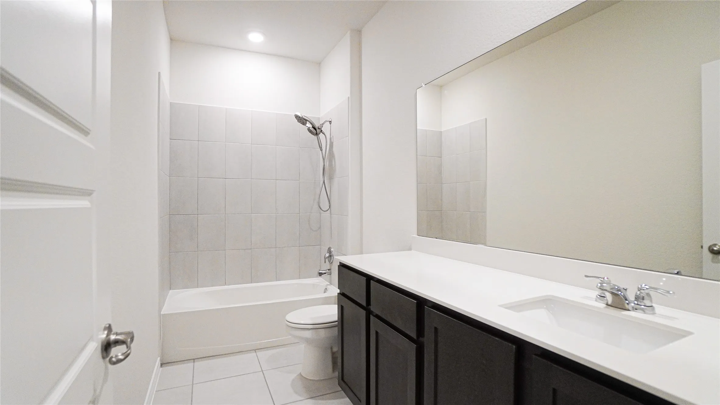 Single Family Residence For Sale in Rockwall County , 710 John Adams Court, Fate, Texas 75189, 4 Bedroom, 2 Bathroom, 2 Garage spaces, 2,153 Sqft, built in 2022, mls#21269092, Real Estate Agent in Fate, Homes For Sale in Rockwall county, Homes For Sale in Fate, Realtor in Fate Texas, Real Estate Brokerage Independent Realty Texas, Luminita Cordes Realtor