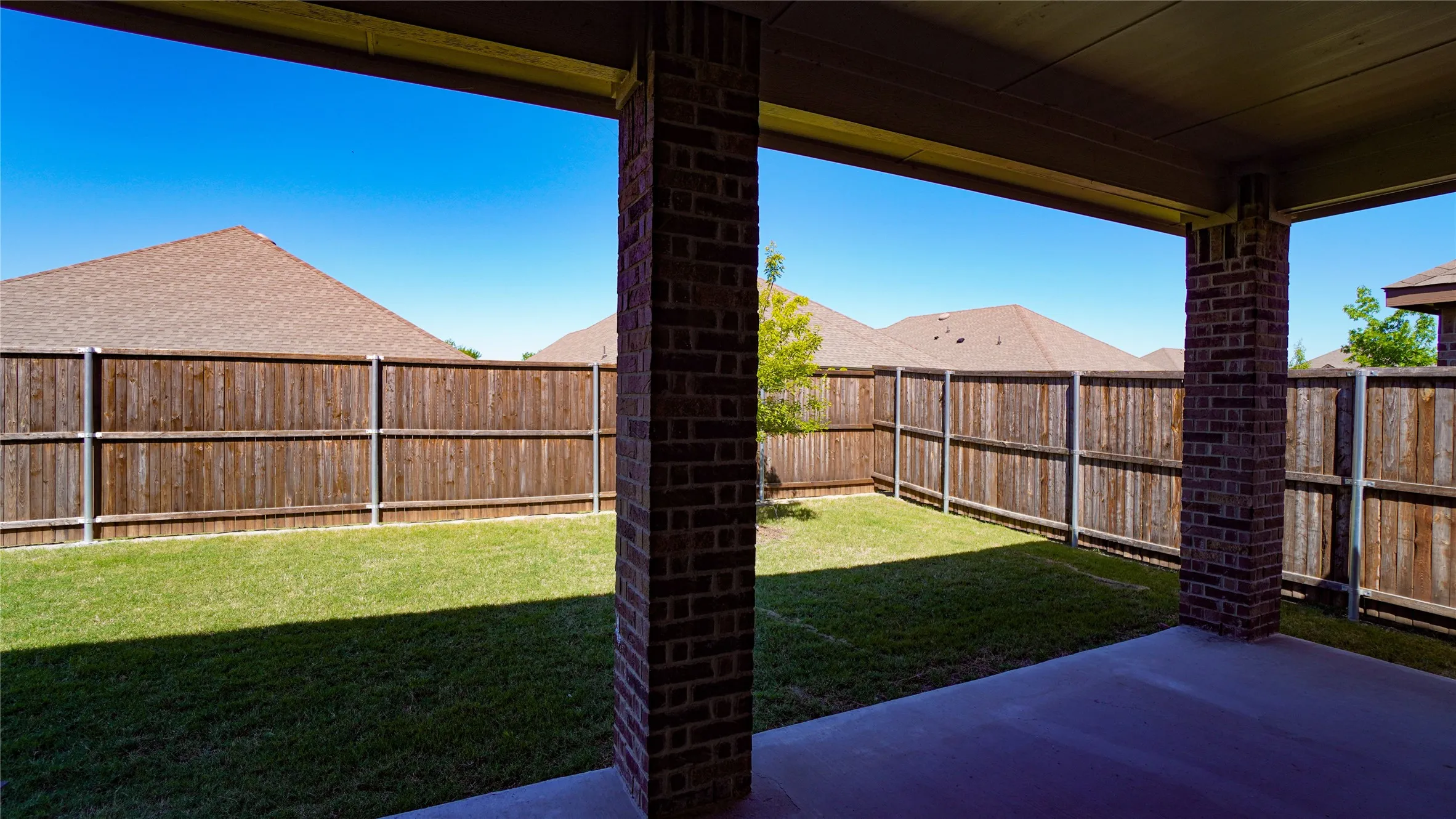 Single Family Residence For Sale in Rockwall County , 710 John Adams Court, Fate, Texas 75189, 4 Bedroom, 2 Bathroom, 2 Garage spaces, 2,153 Sqft, built in 2022, mls#21269092, Real Estate Agent in Fate, Homes For Sale in Rockwall county, Homes For Sale in Fate, Realtor in Fate Texas, Real Estate Brokerage Independent Realty Texas, Luminita Cordes Realtor