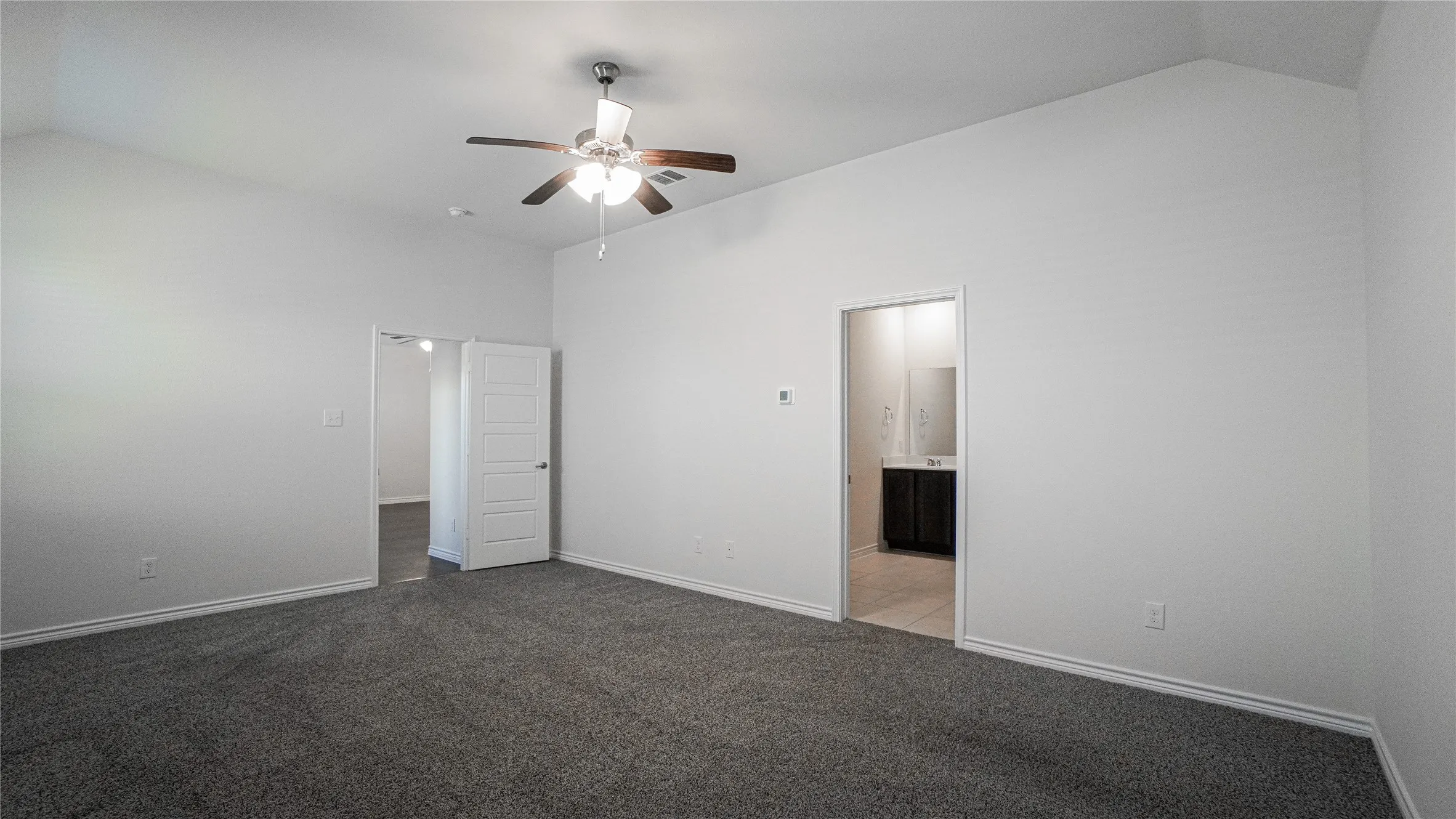 Single Family Residence For Sale in Rockwall County , 710 John Adams Court, Fate, Texas 75189, 4 Bedroom, 2 Bathroom, 2 Garage spaces, 2,153 Sqft, built in 2022, mls#21269092, Real Estate Agent in Fate, Homes For Sale in Rockwall county, Homes For Sale in Fate, Realtor in Fate Texas, Real Estate Brokerage Independent Realty Texas, Luminita Cordes Realtor