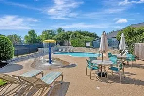Single Family Residence For Sale in Denton County , 448 Chestnut Lane, Roanoke, Texas 76262, 3 Bedroom, 2 Bathroom, 2 Garage spaces, 2,083 Sqft, built in 2014, mls#21268331, Real Estate Agent in Roanoke, Homes For Sale in Denton county, Homes For Sale in Roanoke, Realtor in Roanoke Texas, Real Estate Brokerage Independent Realty Texas, Luminita Cordes Realtor