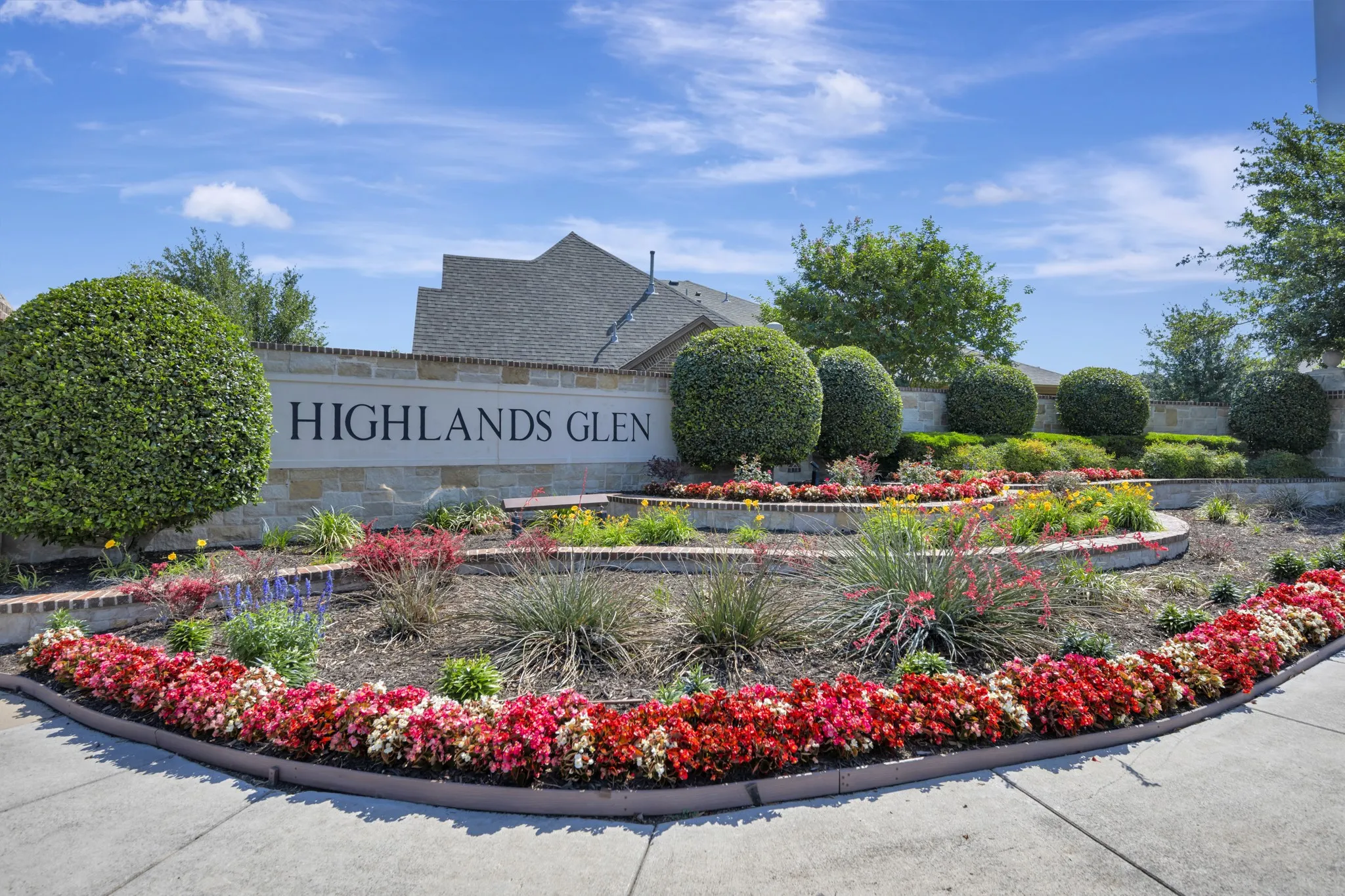 Single Family Residence For Sale in Denton County , 448 Chestnut Lane, Roanoke, Texas 76262, 3 Bedroom, 2 Bathroom, 2 Garage spaces, 2,083 Sqft, built in 2014, mls#21268331, Real Estate Agent in Roanoke, Homes For Sale in Denton county, Homes For Sale in Roanoke, Realtor in Roanoke Texas, Real Estate Brokerage Independent Realty Texas, Luminita Cordes Realtor