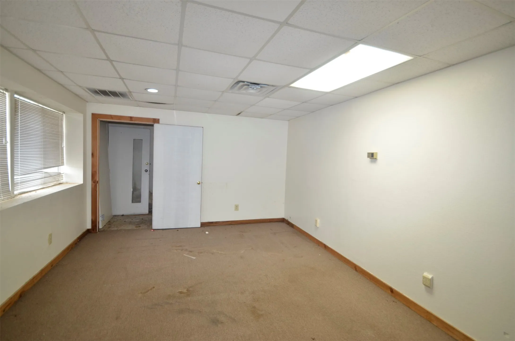 Warehouse For Sale in Grayson County , 31633 Hwy 377 Highway, Gordonville, Texas 76245, 0, 0, Garage spaces, 13,500 Sqft, built in 1990, mls#21256057, Real Estate Agent in Gordonville, Homes For Sale in Grayson county, Homes For Sale in Gordonville, Realtor in Gordonville Texas, Real Estate Brokerage Independent Realty Texas, Luminita Cordes Realtor