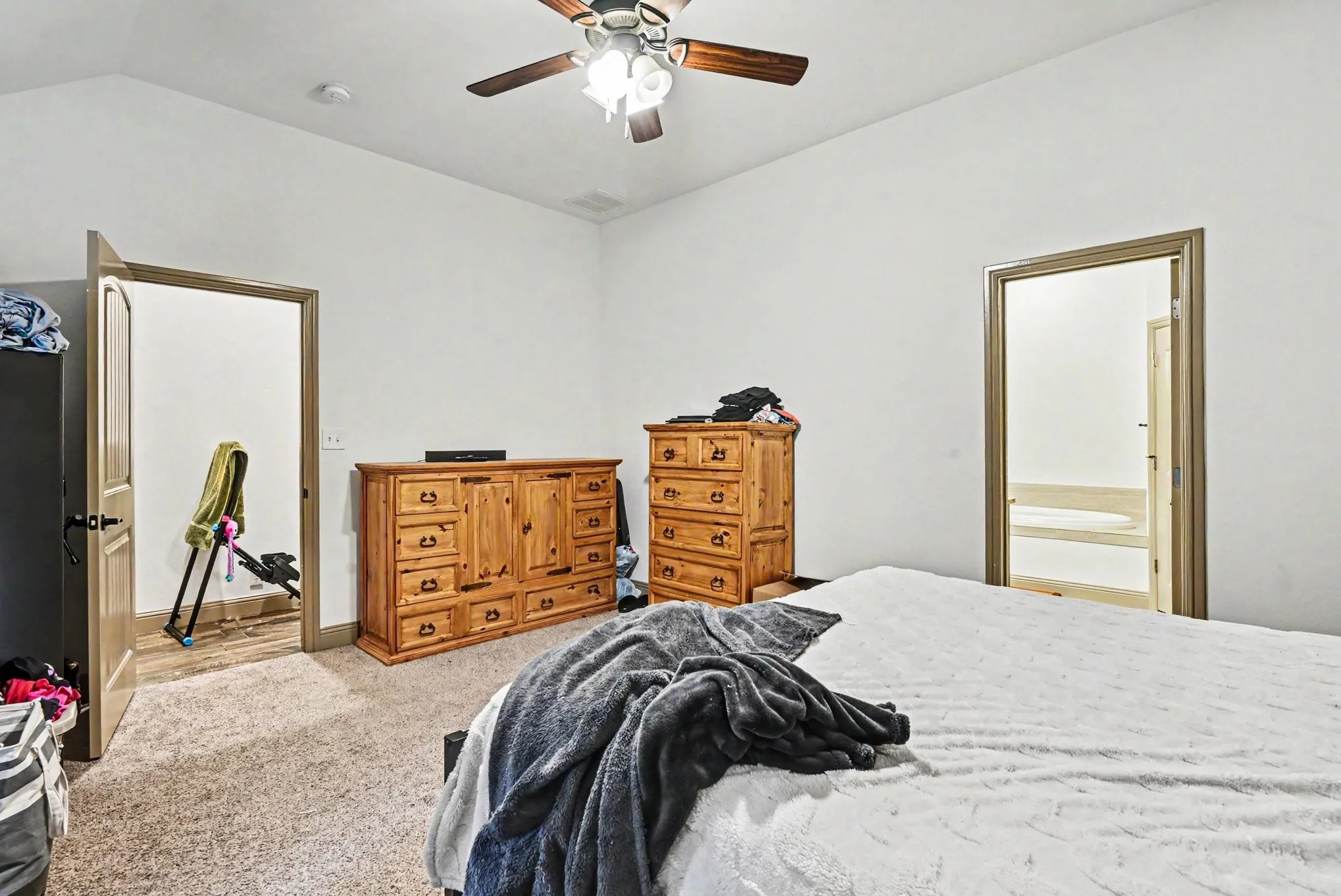 Single Family Residence For Sale in Johnson County , 207 Bayless Avenue, Godley, Texas 76044, 4 Bedroom, 2 Bathroom, 2 Garage spaces, 1,990 Sqft, built in 2023, Price $355,000, mls#21271184, Real Estate Agent in Godley, Homes For Sale in Johnson county, Homes For Sale in Godley, Realtor in Godley Texas, Real Estate Brokerage Independent Realty Texas, Luminita Cordes Realtor