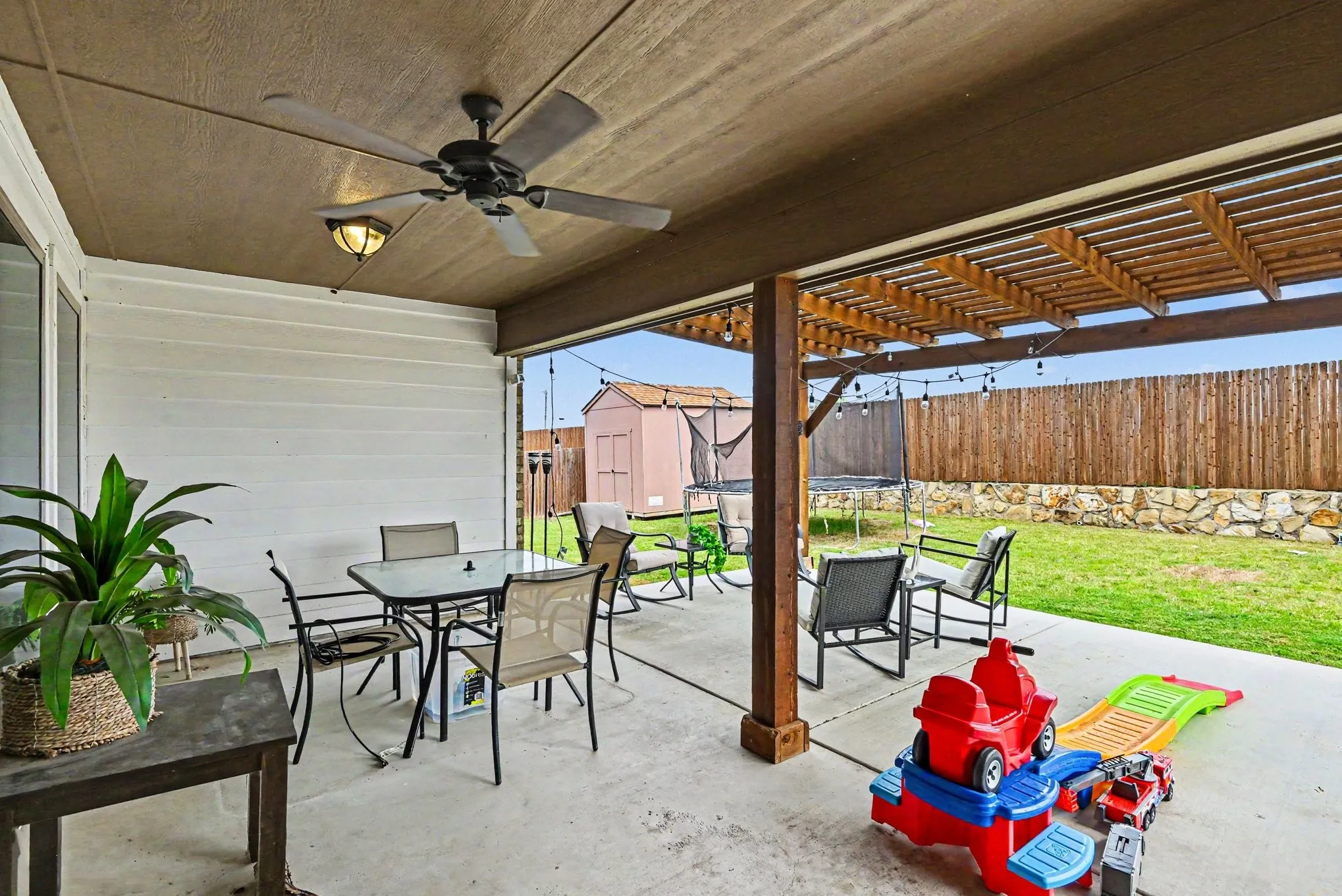 Single Family Residence For Sale in Johnson County , 207 Bayless Avenue, Godley, Texas 76044, 4 Bedroom, 2 Bathroom, 2 Garage spaces, 1,990 Sqft, built in 2023, Price $355,000, mls#21271184, Real Estate Agent in Godley, Homes For Sale in Johnson county, Homes For Sale in Godley, Realtor in Godley Texas, Real Estate Brokerage Independent Realty Texas, Luminita Cordes Realtor