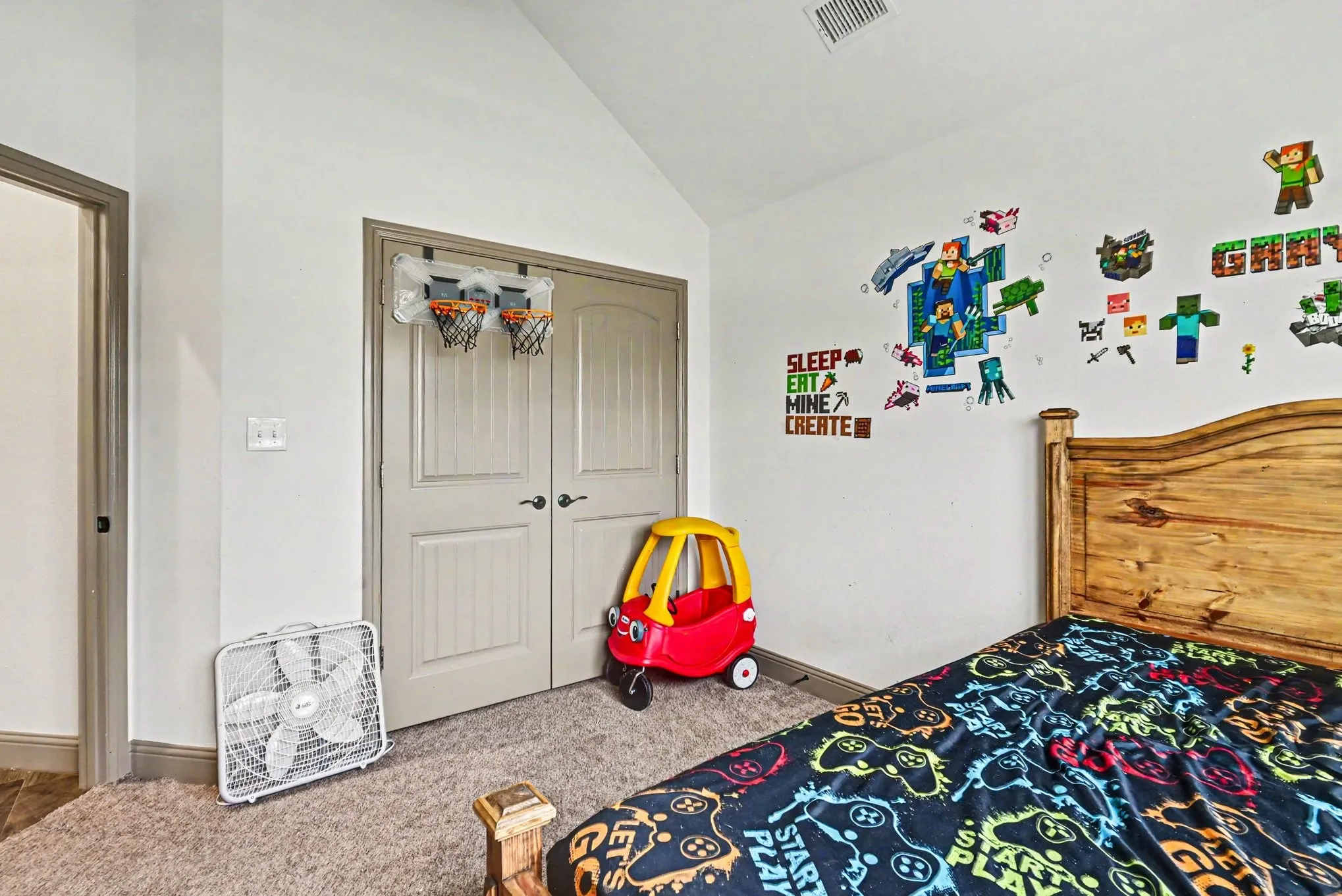 Single Family Residence For Sale in Johnson County , 207 Bayless Avenue, Godley, Texas 76044, 4 Bedroom, 2 Bathroom, 2 Garage spaces, 1,990 Sqft, built in 2023, Price $355,000, mls#21271184, Real Estate Agent in Godley, Homes For Sale in Johnson county, Homes For Sale in Godley, Realtor in Godley Texas, Real Estate Brokerage Independent Realty Texas, Luminita Cordes Realtor
