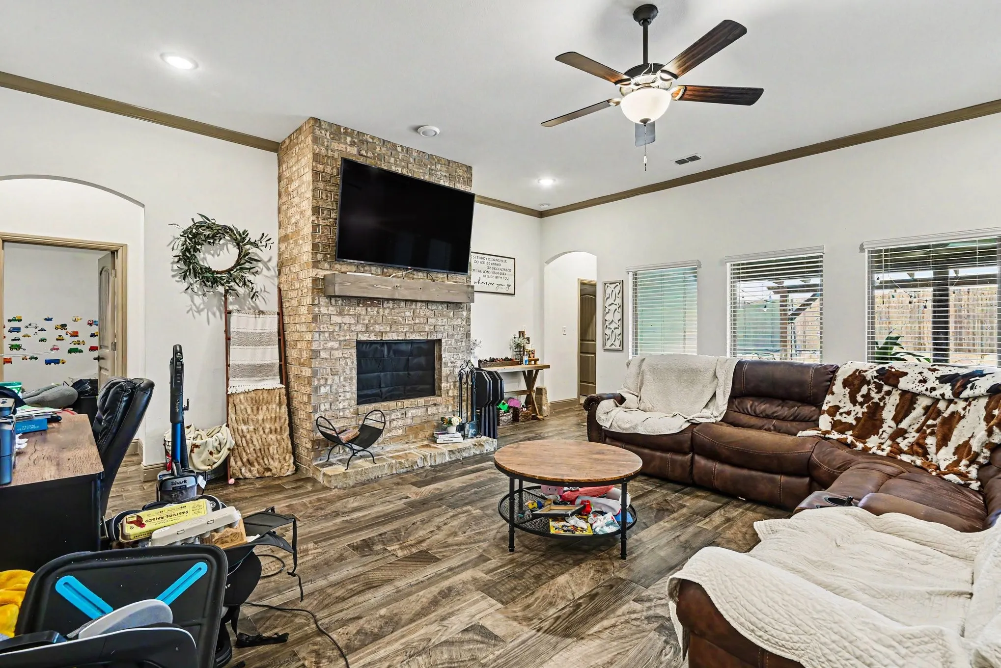 Single Family Residence For Sale in Johnson County , 207 Bayless Avenue, Godley, Texas 76044, 4 Bedroom, 2 Bathroom, 2 Garage spaces, 1,990 Sqft, built in 2023, Price $355,000, mls#21271184, Real Estate Agent in Godley, Homes For Sale in Johnson county, Homes For Sale in Godley, Realtor in Godley Texas, Real Estate Brokerage Independent Realty Texas, Luminita Cordes Realtor