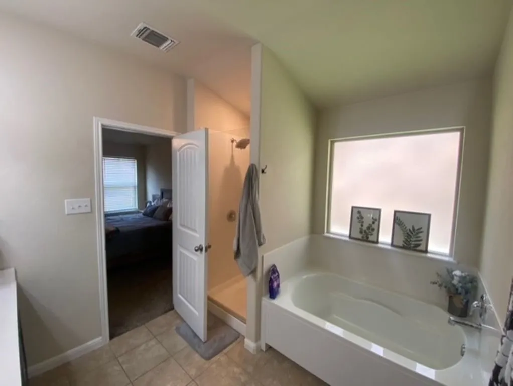 Single Family Residence For Sale in Bell County , 3324 Aubree Katherine Drive, Killeen, Texas 76542, 3 Bedrooms, 2 Bathrooms, 2 Garage spaces, 1,616 Sqft, built in 2019, Price $245,000, mls#21272322, Real Estate Agent in Killeen, Homes For Sale in Bell county, Homes For Sale in Killeen, Realtor in Killeen Texas, Real Estate Brokerage Independent Realty Texas, Luminita Cordes Realtor