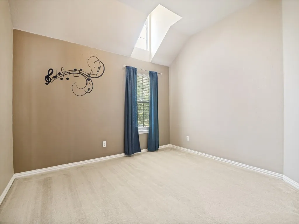 Single Family Residence For Sale in Dallas County , 10405 Panks Court, Rowlett, Texas 75089, 5 Bedroom, 4 Bathroom, 2 Garage spaces, 3,948 Sqft, built in 2004, mls#21272019, Real Estate Agent in Rowlett, Homes For Sale in Dallas county, Homes For Sale in Rowlett, Realtor in Rowlett Texas, Real Estate Brokerage Independent Realty Texas, Luminita Cordes Realtor