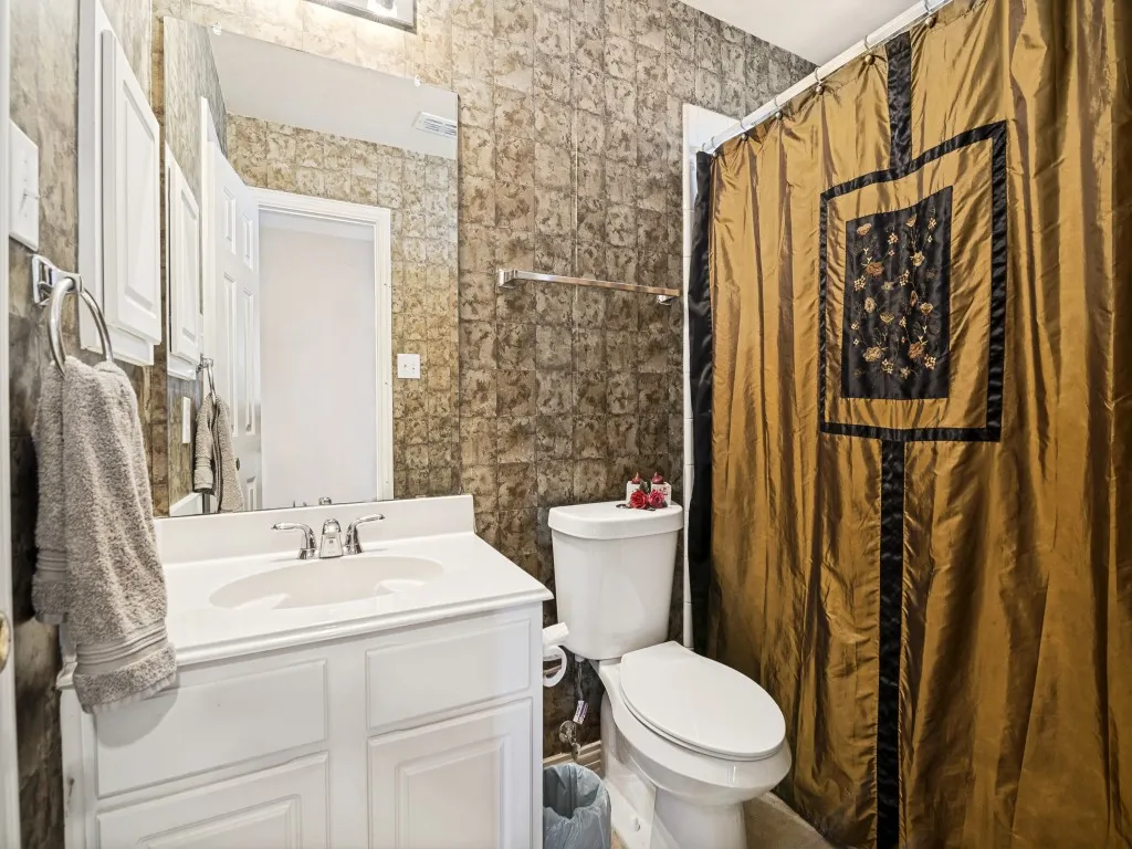 Single Family Residence For Sale in Dallas County , 10405 Panks Court, Rowlett, Texas 75089, 5 Bedroom, 4 Bathroom, 2 Garage spaces, 3,948 Sqft, built in 2004, mls#21272019, Real Estate Agent in Rowlett, Homes For Sale in Dallas county, Homes For Sale in Rowlett, Realtor in Rowlett Texas, Real Estate Brokerage Independent Realty Texas, Luminita Cordes Realtor