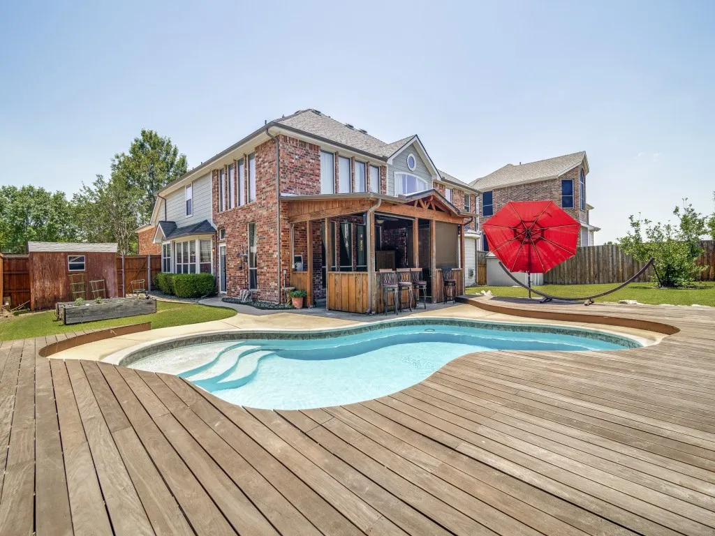 Single Family Residence For Sale in Dallas County , 10405 Panks Court, Rowlett, Texas 75089, 5 Bedroom, 4 Bathroom, 2 Garage spaces, 3,948 Sqft, built in 2004, mls#21272019, Real Estate Agent in Rowlett, Homes For Sale in Dallas county, Homes For Sale in Rowlett, Realtor in Rowlett Texas, Real Estate Brokerage Independent Realty Texas, Luminita Cordes Realtor