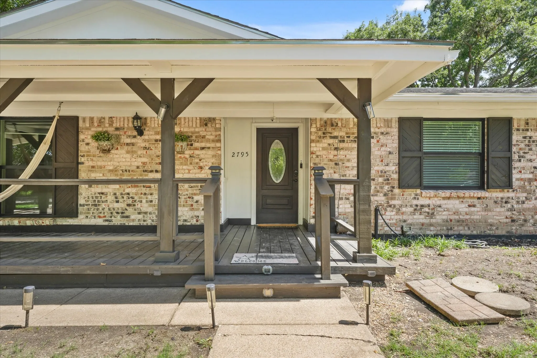 Single Family Residence For Sale in Dallas County , 2795 Beechmont Drive, Dallas, Texas 75228, 4 Bedroom, 3 Bathroom, Garage spaces, 1,833 Sqft, built in 1964, mls#21272382, Real Estate Agent in Dallas, Homes For Sale in Dallas county, Homes For Sale in Dallas, Realtor in Dallas Texas, Real Estate Brokerage Independent Realty Texas, Luminita Cordes Realtor