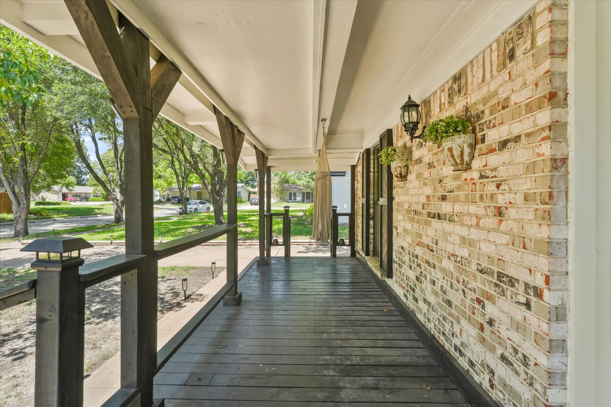 Single Family Residence For Sale in Dallas County , 2795 Beechmont Drive, Dallas, Texas 75228, 4 Bedroom, 3 Bathroom, Garage spaces, 1,833 Sqft, built in 1964, mls#21272382, Real Estate Agent in Dallas, Homes For Sale in Dallas county, Homes For Sale in Dallas, Realtor in Dallas Texas, Real Estate Brokerage Independent Realty Texas, Luminita Cordes Realtor