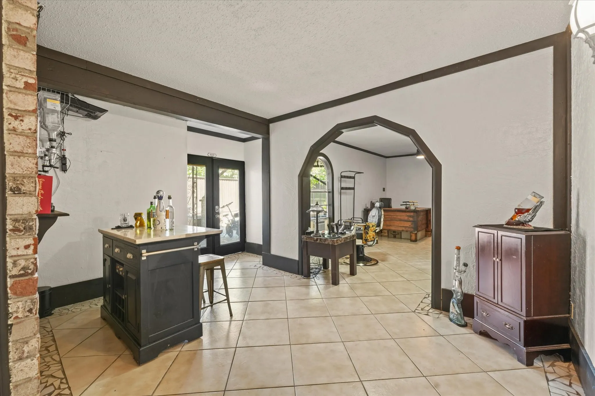 Single Family Residence For Sale in Dallas County , 2795 Beechmont Drive, Dallas, Texas 75228, 4 Bedroom, 3 Bathroom, Garage spaces, 1,833 Sqft, built in 1964, mls#21272382, Real Estate Agent in Dallas, Homes For Sale in Dallas county, Homes For Sale in Dallas, Realtor in Dallas Texas, Real Estate Brokerage Independent Realty Texas, Luminita Cordes Realtor