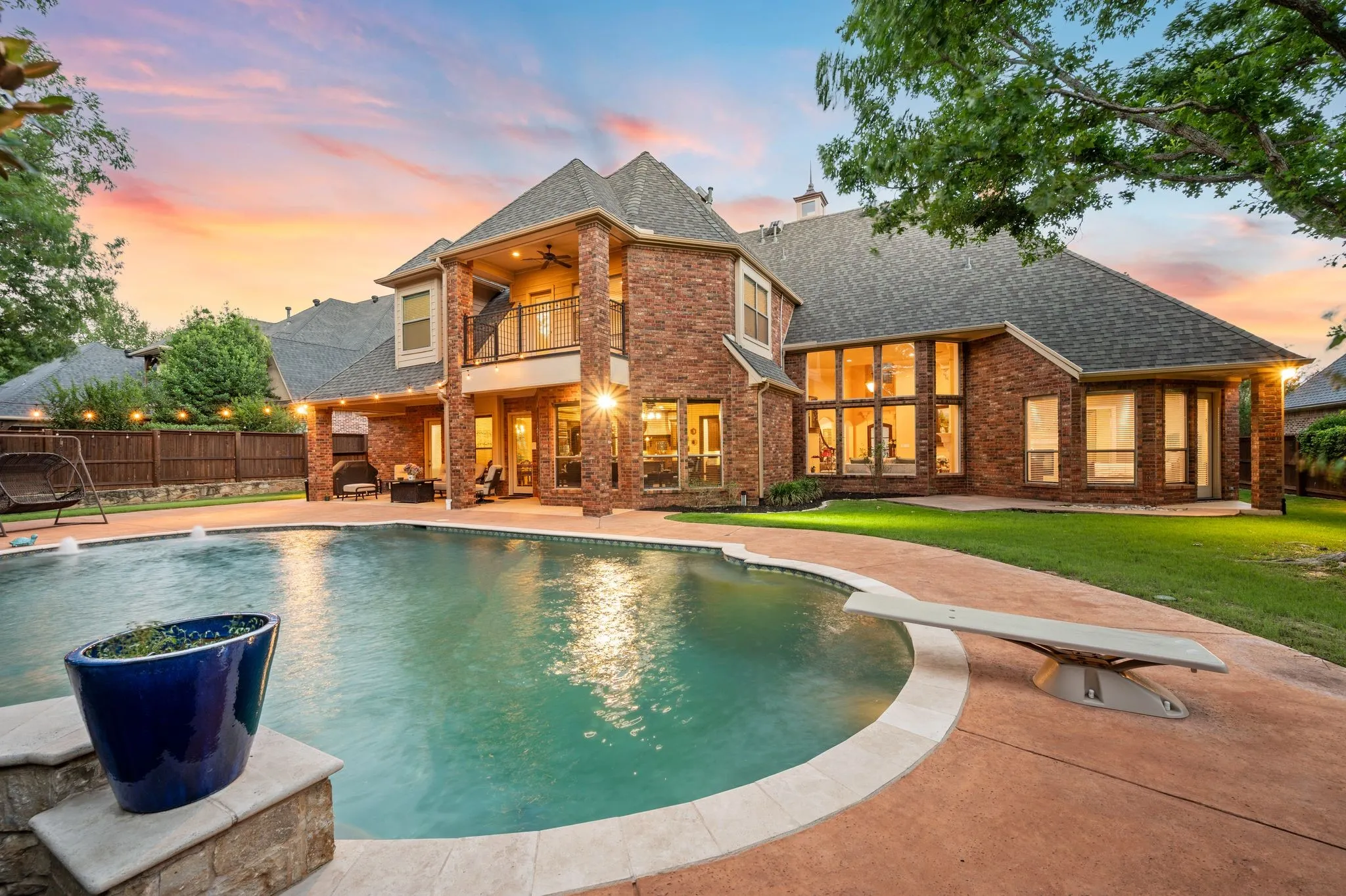 Single Family Residence For Sale in Tarrant County , 1908 Stratton Court, Colleyville, Texas 76034, 5 Bedroom, 6 Bathroom, 4 Garage spaces, 5,187 Sqft, built in 2003, mls#21265199, Real Estate Agent in Colleyville, Homes For Sale in Tarrant county, Homes For Sale in Colleyville, Realtor in Colleyville Texas, Real Estate Brokerage Independent Realty Texas, Luminita Cordes Realtor