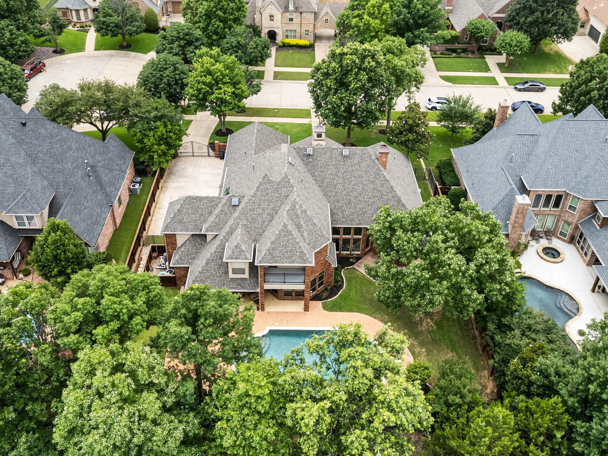 Single Family Residence For Sale in Tarrant County , 1908 Stratton Court, Colleyville, Texas 76034, 5 Bedroom, 6 Bathroom, 4 Garage spaces, 5,187 Sqft, built in 2003, mls#21265199, Real Estate Agent in Colleyville, Homes For Sale in Tarrant county, Homes For Sale in Colleyville, Realtor in Colleyville Texas, Real Estate Brokerage Independent Realty Texas, Luminita Cordes Realtor