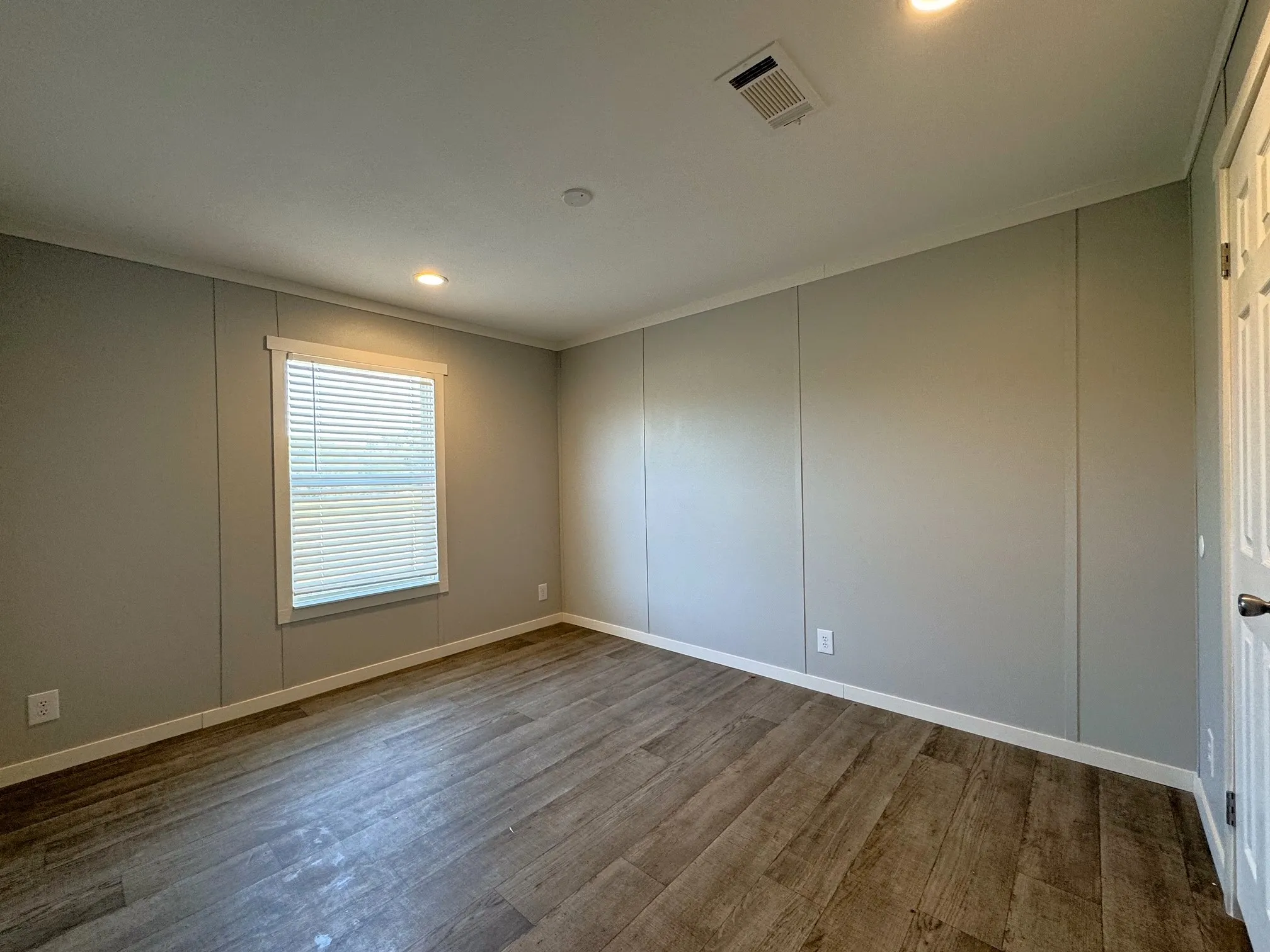 Manufactured Home For Sale in Morris County , 39 CR 1206, Daingerfield, Texas 75638, 3 Bedroom, 2 Bathroom, Garage spaces, 1,736 Sqft, built in 2024, mls#21271686, Real Estate Agent in Daingerfield, Homes For Sale in Morris county, Homes For Sale in Daingerfield, Realtor in Daingerfield Texas, Real Estate Brokerage Independent Realty Texas, Luminita Cordes Realtor