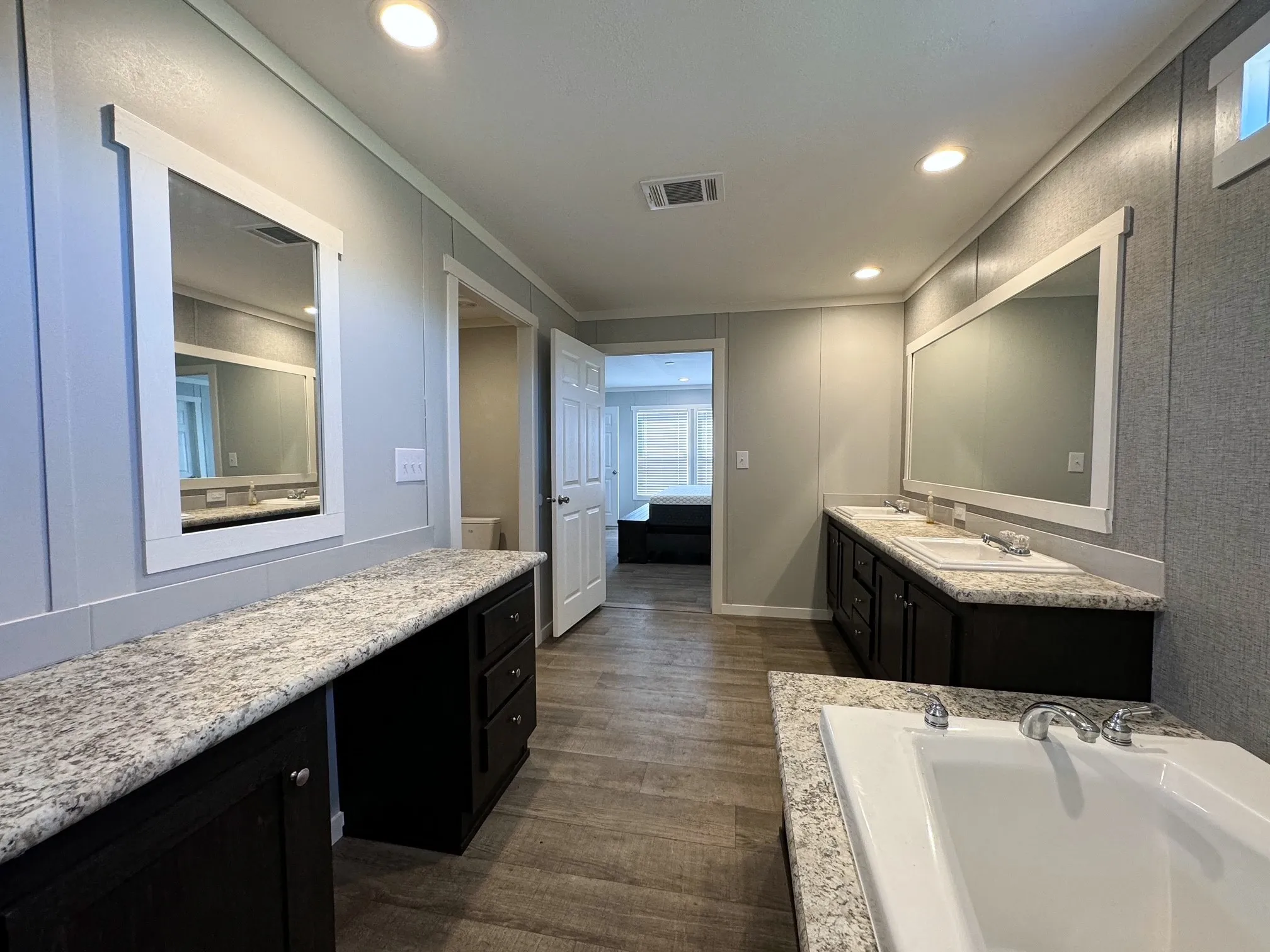 Manufactured Home For Sale in Morris County , 39 CR 1206, Daingerfield, Texas 75638, 3 Bedroom, 2 Bathroom, Garage spaces, 1,736 Sqft, built in 2024, mls#21271686, Real Estate Agent in Daingerfield, Homes For Sale in Morris county, Homes For Sale in Daingerfield, Realtor in Daingerfield Texas, Real Estate Brokerage Independent Realty Texas, Luminita Cordes Realtor