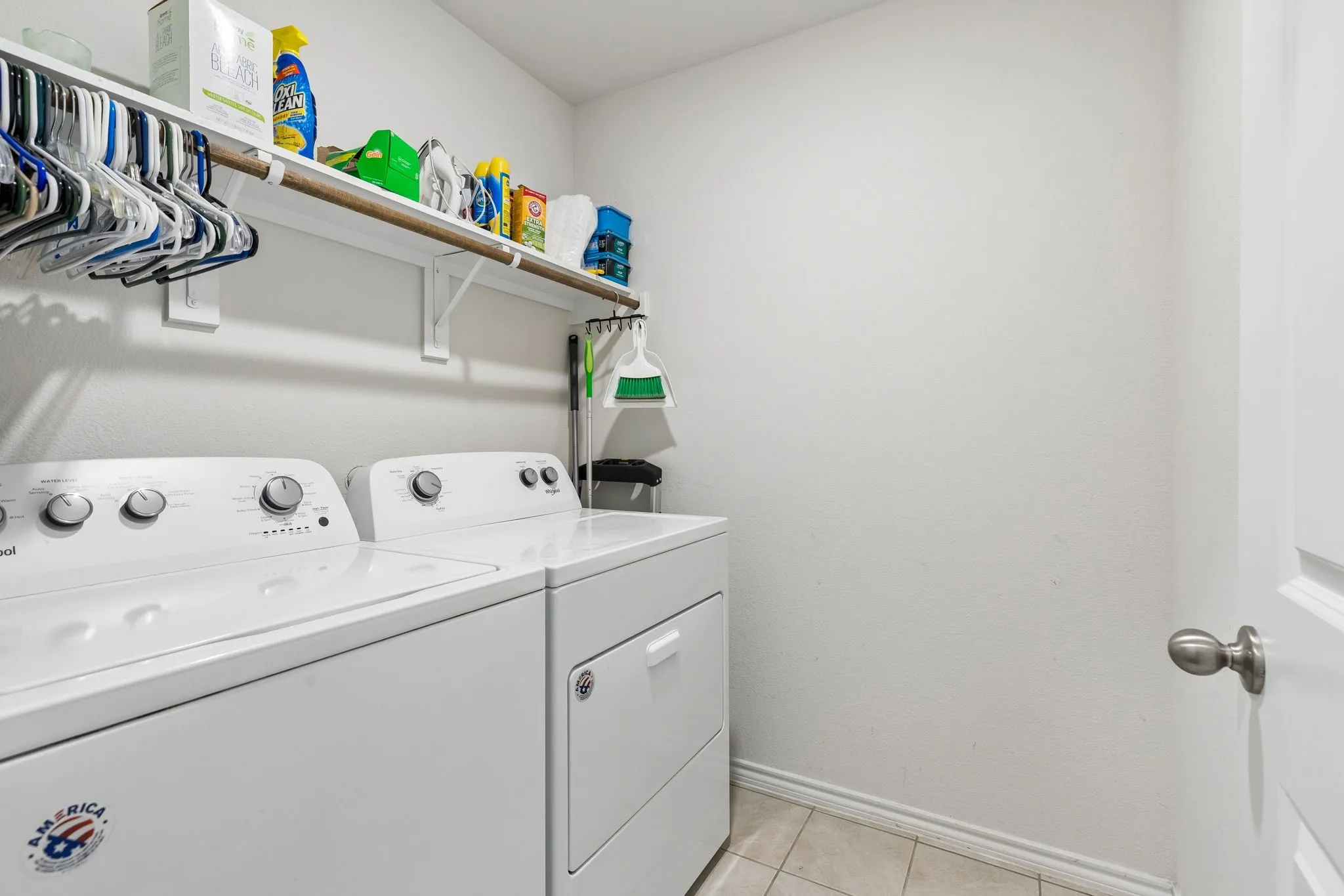 Single Family Residence For Sale in Denton County , 932 Juno Lane, Denton, Texas 76209, 4 Bedroom, 2 Bathroom, 2 Garage spaces, 1,567 Sqft, built in 2021, mls#21272054, Real Estate Agent in Denton, Homes For Sale in Denton county, Homes For Sale in Denton, Realtor in Denton Texas, Real Estate Brokerage Independent Realty Texas, Luminita Cordes Realtor