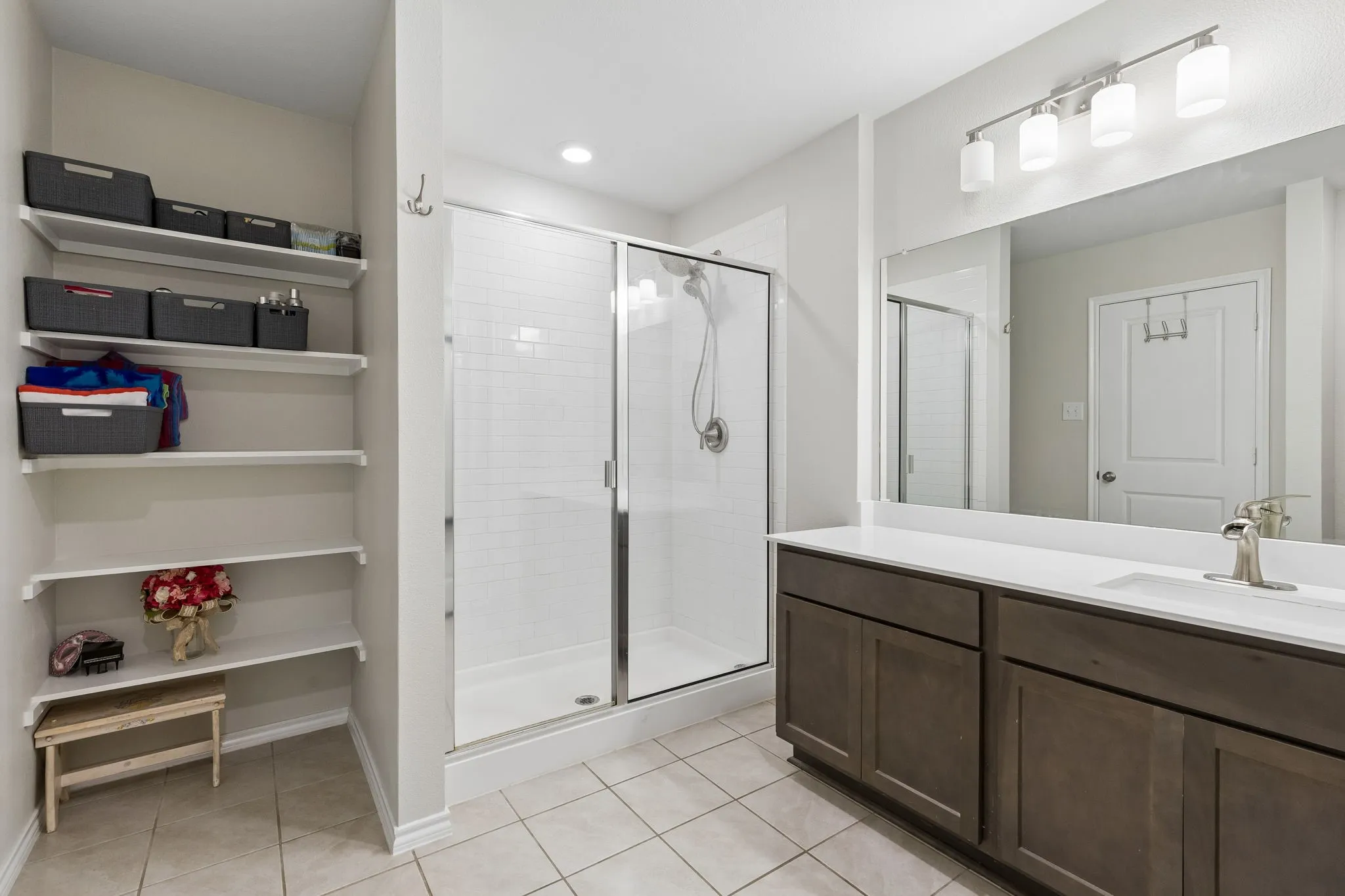 Single Family Residence For Sale in Denton County , 932 Juno Lane, Denton, Texas 76209, 4 Bedroom, 2 Bathroom, 2 Garage spaces, 1,567 Sqft, built in 2021, mls#21272054, Real Estate Agent in Denton, Homes For Sale in Denton county, Homes For Sale in Denton, Realtor in Denton Texas, Real Estate Brokerage Independent Realty Texas, Luminita Cordes Realtor