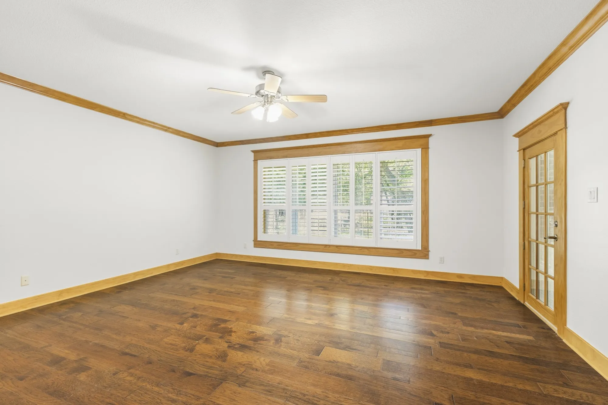Single Family Residence For Sale in Hunt County , 6373 Hidden Oaks Drive, Quinlan, Texas 75474, 3 Bedroom, 3 Bathroom, 2 Garage spaces, 2,673 Sqft, built in 2011, mls#21271922, Real Estate Agent in Quinlan, Homes For Sale in Hunt county, Homes For Sale in Quinlan, Realtor in Quinlan Texas, Real Estate Brokerage Independent Realty Texas, Luminita Cordes Realtor
