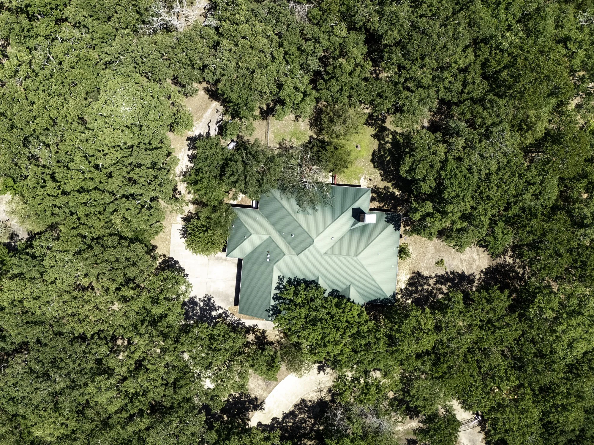 Single Family Residence For Sale in Hunt County , 6373 Hidden Oaks Drive, Quinlan, Texas 75474, 3 Bedroom, 3 Bathroom, 2 Garage spaces, 2,673 Sqft, built in 2011, mls#21271922, Real Estate Agent in Quinlan, Homes For Sale in Hunt county, Homes For Sale in Quinlan, Realtor in Quinlan Texas, Real Estate Brokerage Independent Realty Texas, Luminita Cordes Realtor