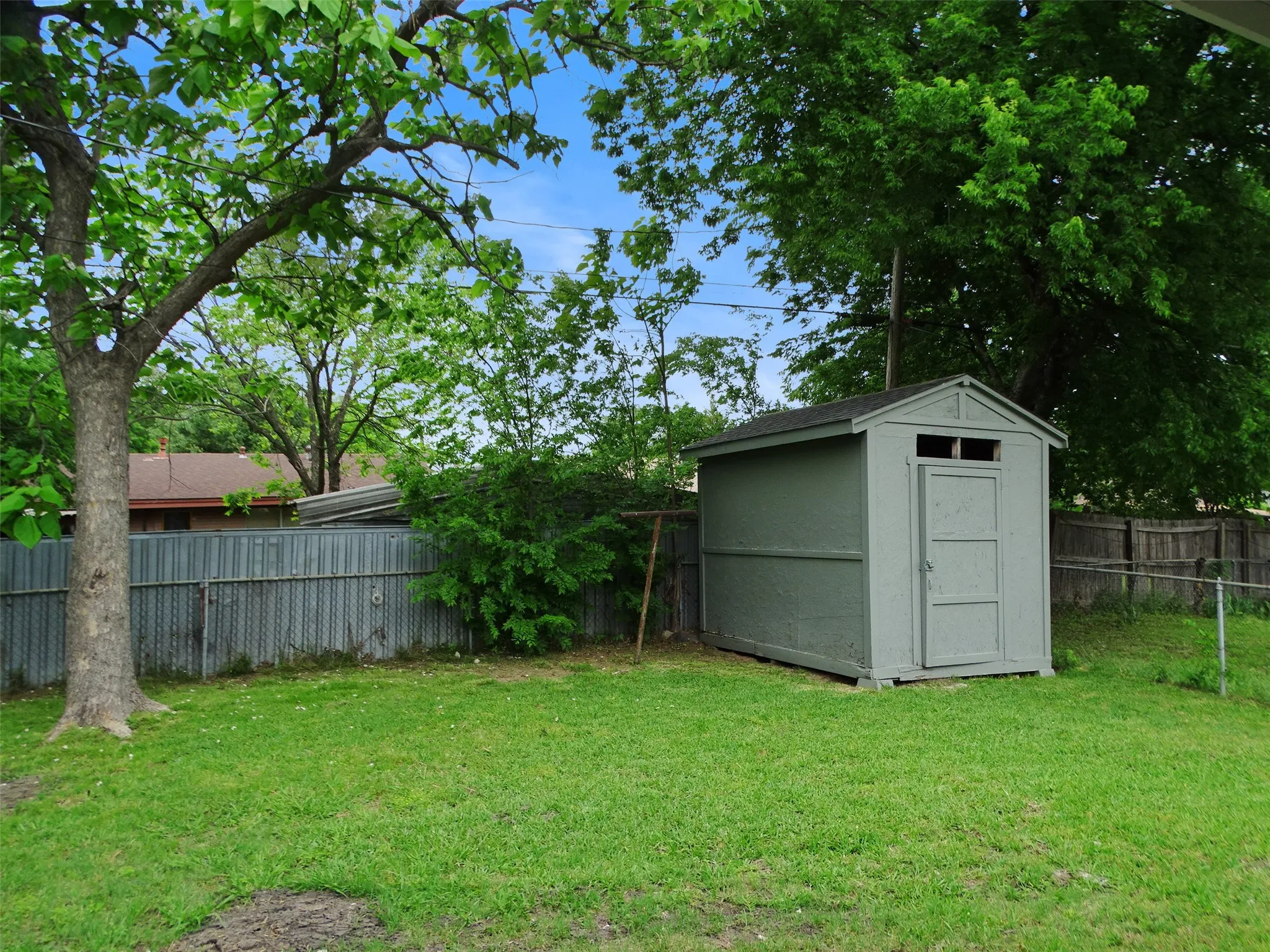 Single Family Residence For Sale in Dallas County , 202 E Cober Drive, Grand Prairie, Texas 75051, 4 Bedroom, 2 Bathroom, 1 Garage spaces, 1,506 Sqft, built in 1959, mls#21271358, Real Estate Agent in Grand Prairie, Homes For Sale in Dallas county, Homes For Sale in Grand Prairie, Realtor in Grand Prairie Texas, Real Estate Brokerage Independent Realty Texas, Luminita Cordes Realtor