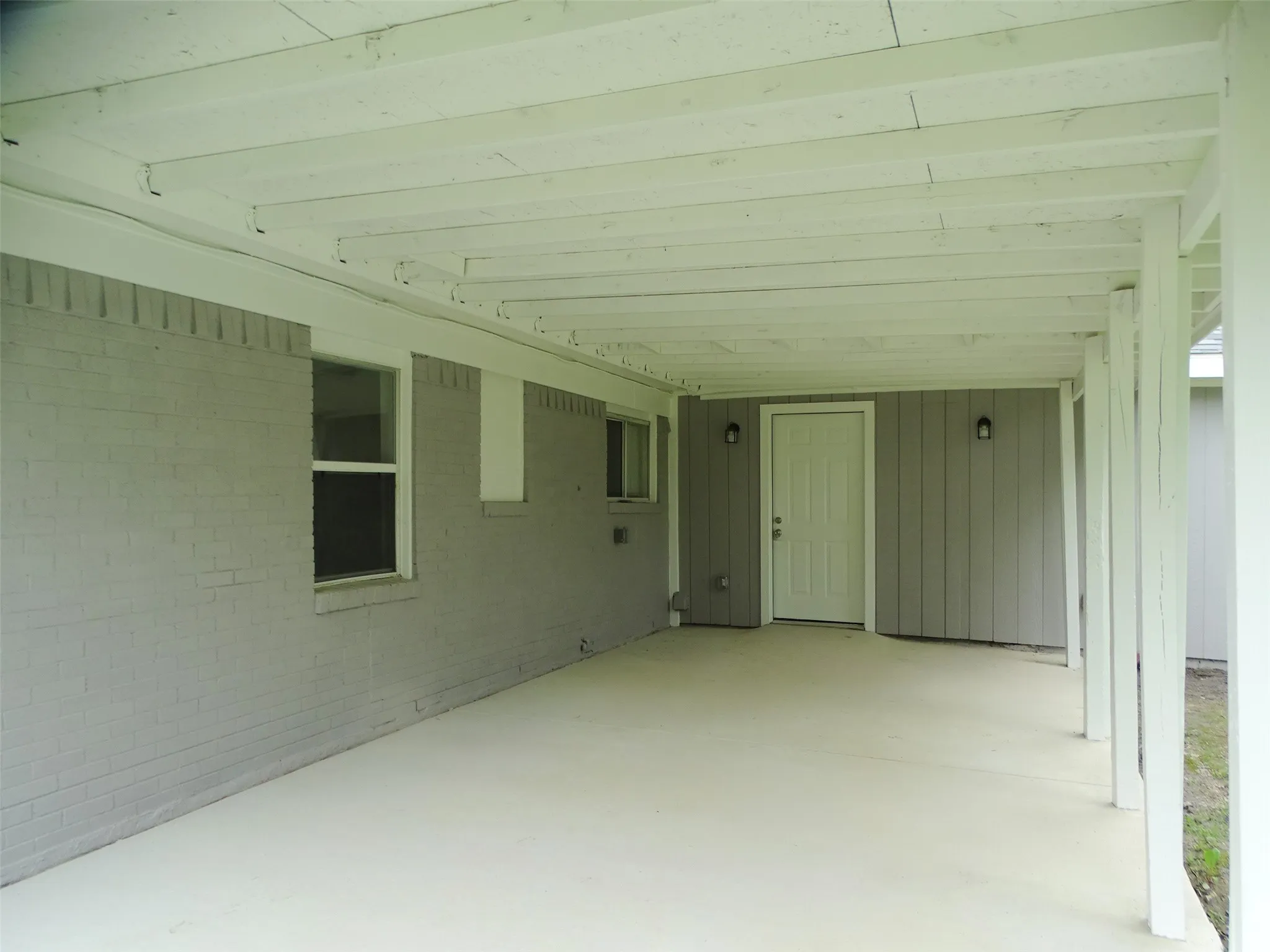Single Family Residence For Sale in Dallas County , 202 E Cober Drive, Grand Prairie, Texas 75051, 4 Bedroom, 2 Bathroom, 1 Garage spaces, 1,506 Sqft, built in 1959, mls#21271358, Real Estate Agent in Grand Prairie, Homes For Sale in Dallas county, Homes For Sale in Grand Prairie, Realtor in Grand Prairie Texas, Real Estate Brokerage Independent Realty Texas, Luminita Cordes Realtor