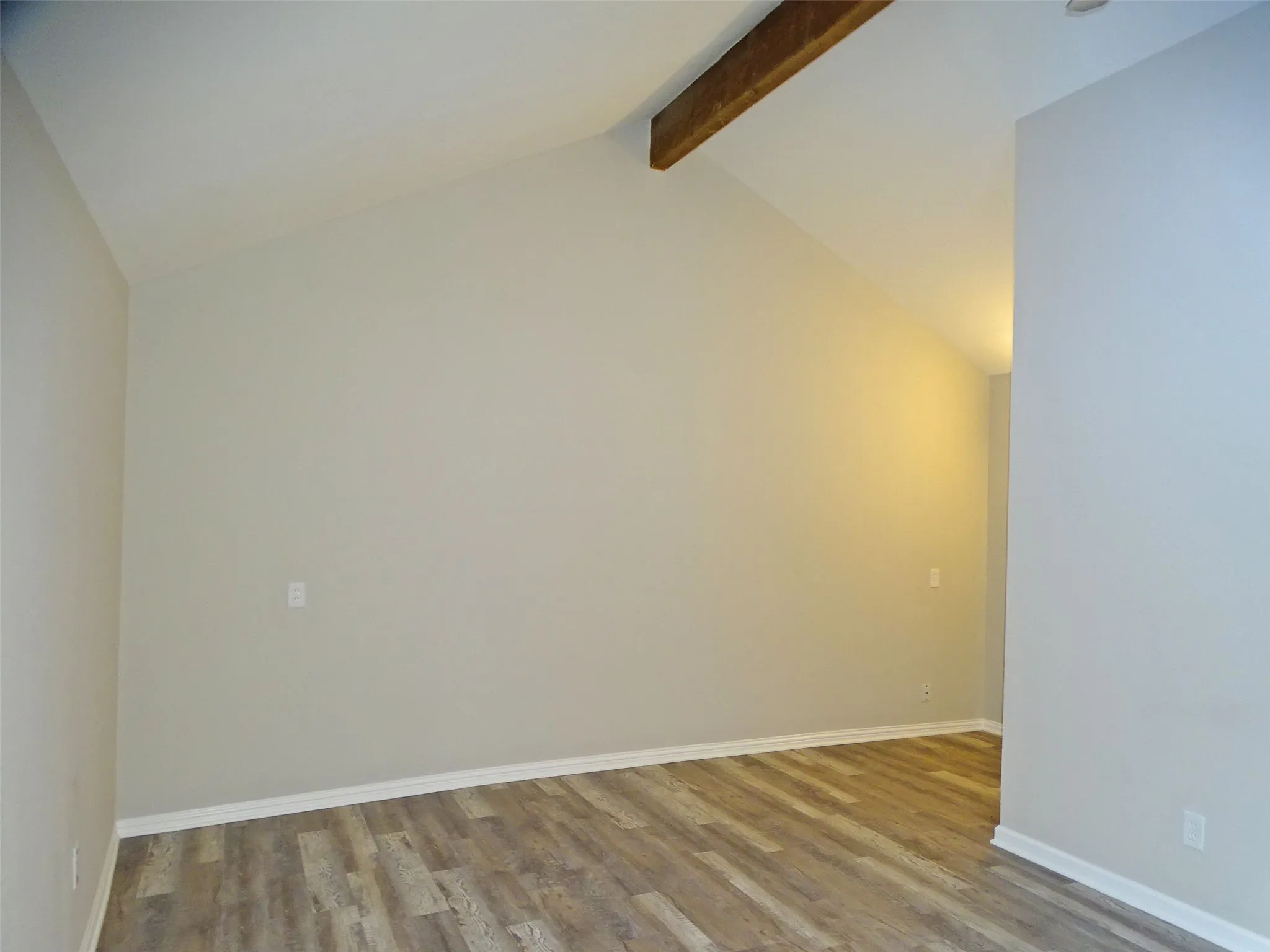 Single Family Residence For Sale in Dallas County , 202 E Cober Drive, Grand Prairie, Texas 75051, 4 Bedroom, 2 Bathroom, 1 Garage spaces, 1,506 Sqft, built in 1959, mls#21271358, Real Estate Agent in Grand Prairie, Homes For Sale in Dallas county, Homes For Sale in Grand Prairie, Realtor in Grand Prairie Texas, Real Estate Brokerage Independent Realty Texas, Luminita Cordes Realtor