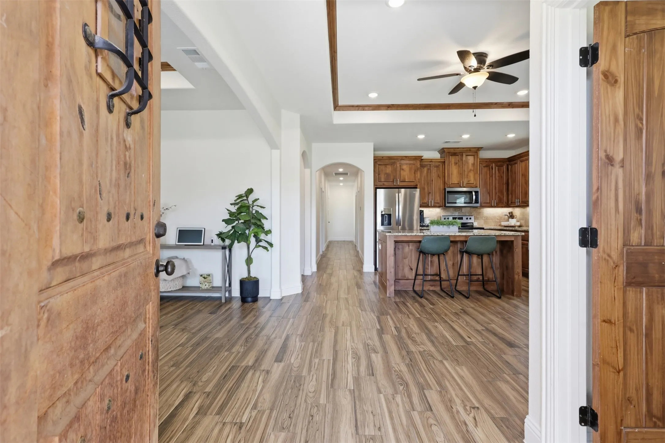 Single Family Residence For Sale in Fannin County , 1501 Business Highway 121, Trenton, Texas 75490, 4 Bedroom, 2 Bathroom, 2 Garage spaces, 1,700 Sqft, built in 2023, mls#21258343, Real Estate Agent in Trenton, Homes For Sale in Fannin county, Homes For Sale in Trenton, Realtor in Trenton Texas, Real Estate Brokerage Independent Realty Texas, Luminita Cordes Realtor