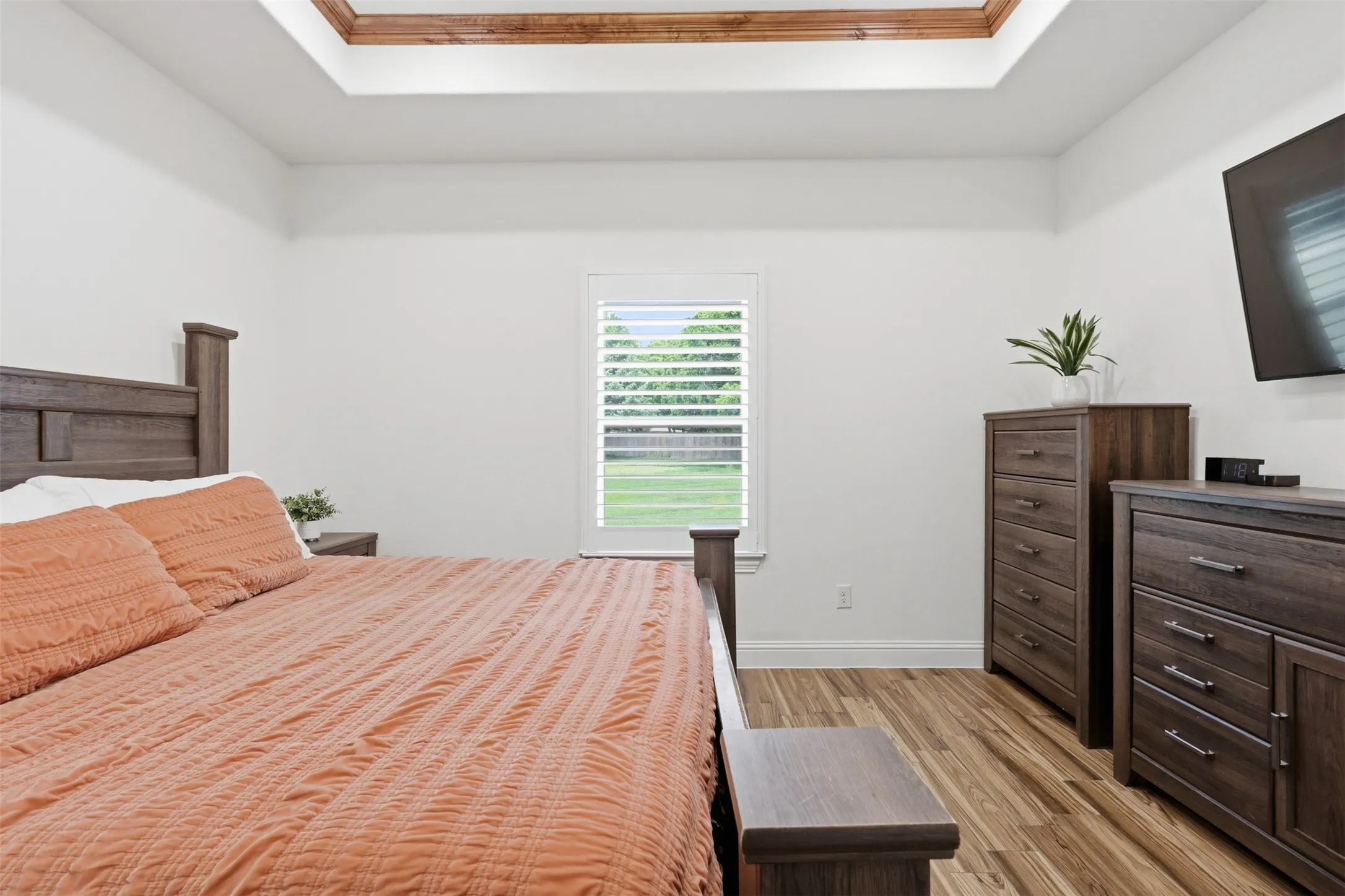 Single Family Residence For Sale in Fannin County , 1501 Business Highway 121, Trenton, Texas 75490, 4 Bedroom, 2 Bathroom, 2 Garage spaces, 1,700 Sqft, built in 2023, mls#21258343, Real Estate Agent in Trenton, Homes For Sale in Fannin county, Homes For Sale in Trenton, Realtor in Trenton Texas, Real Estate Brokerage Independent Realty Texas, Luminita Cordes Realtor