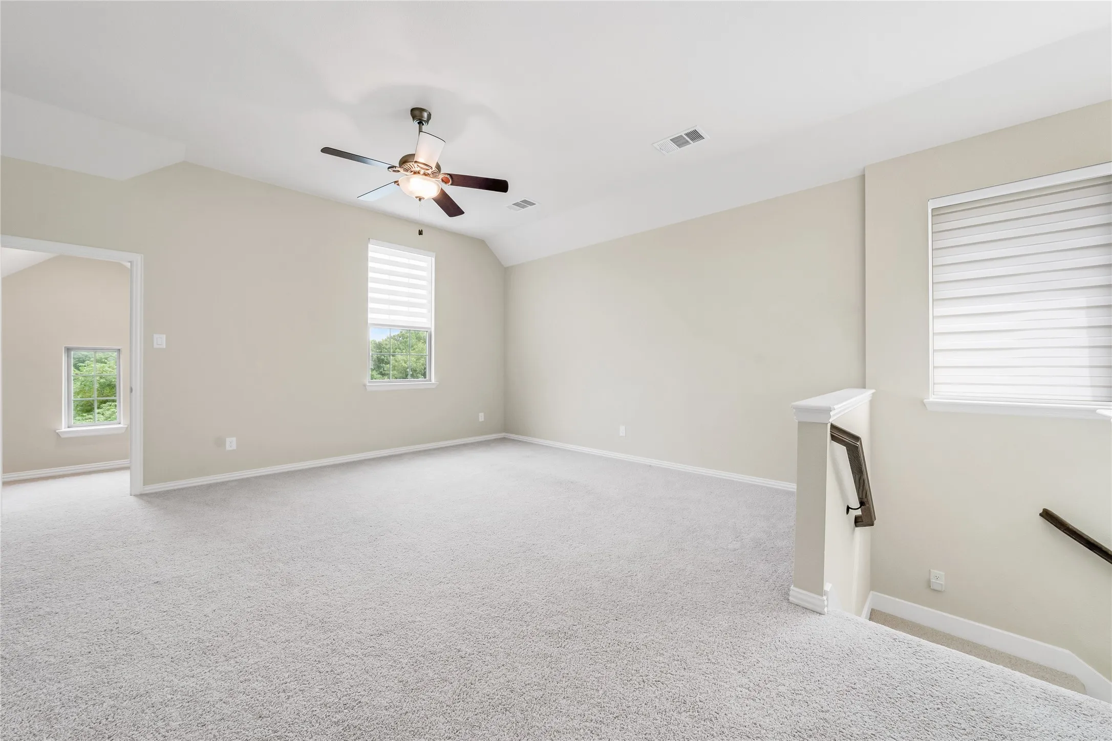 Single Family Residence For Sale in Collin County , 2712 Cross Oak Place, Mc Kinney, Texas 75071, 5 Bedrooms, 4 Bathrooms, 3 Garage spaces, 2,846 Sqft, built in 2018, Price $650,000, mls#21271834, Real Estate Agent in Mc Kinney, Homes For Sale in Collin county, Homes For Sale in Mc Kinney, Realtor in Mc Kinney Texas, Real Estate Brokerage Independent Realty Texas, Luminita Cordes Realtor