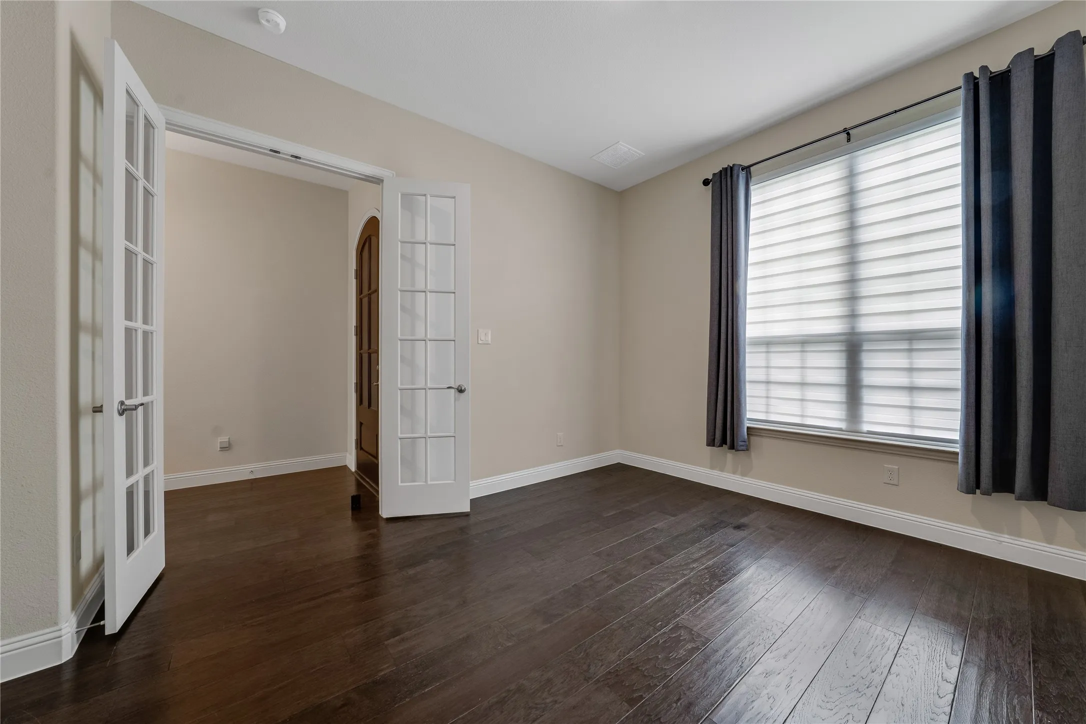 Single Family Residence For Sale in Collin County , 2712 Cross Oak Place, Mc Kinney, Texas 75071, 5 Bedrooms, 4 Bathrooms, 3 Garage spaces, 2,846 Sqft, built in 2018, Price $650,000, mls#21271834, Real Estate Agent in Mc Kinney, Homes For Sale in Collin county, Homes For Sale in Mc Kinney, Realtor in Mc Kinney Texas, Real Estate Brokerage Independent Realty Texas, Luminita Cordes Realtor
