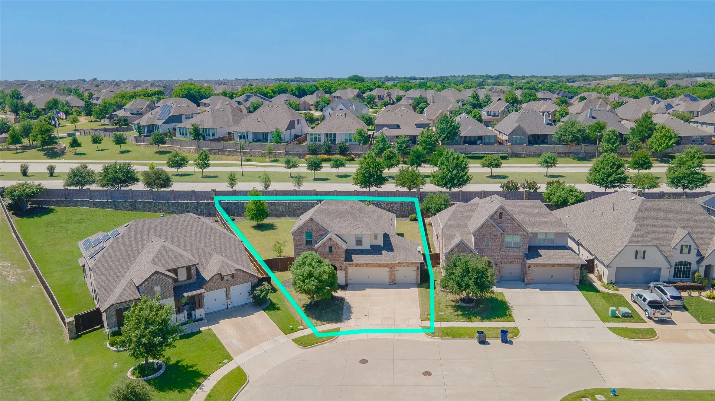 Single Family Residence For Sale in Collin County , 2712 Cross Oak Place, Mc Kinney, Texas 75071, 5 Bedrooms, 4 Bathrooms, 3 Garage spaces, 2,846 Sqft, built in 2018, Price $650,000, mls#21271834, Real Estate Agent in Mc Kinney, Homes For Sale in Collin county, Homes For Sale in Mc Kinney, Realtor in Mc Kinney Texas, Real Estate Brokerage Independent Realty Texas, Luminita Cordes Realtor