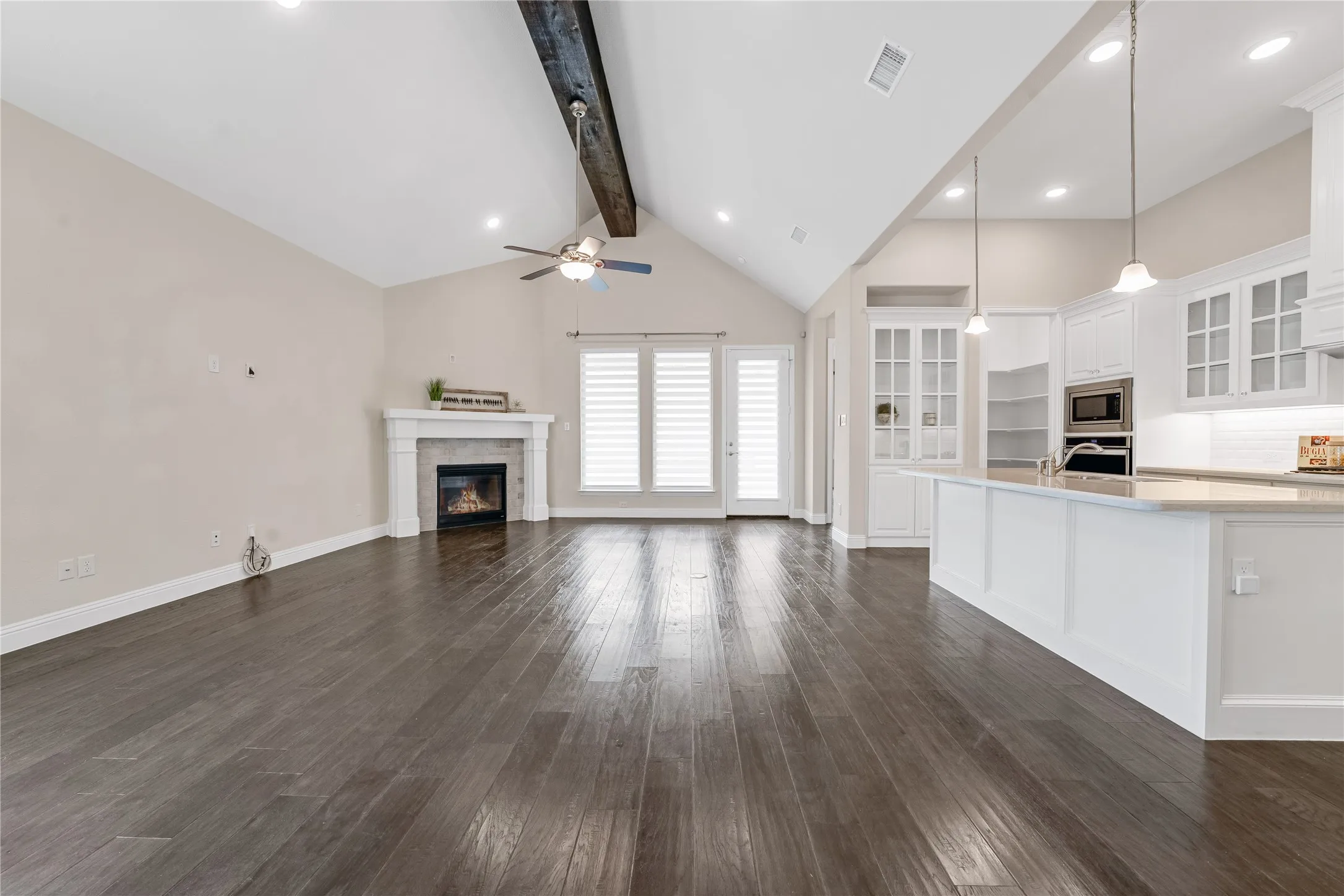 Single Family Residence For Sale in Collin County , 2712 Cross Oak Place, Mc Kinney, Texas 75071, 5 Bedrooms, 4 Bathrooms, 3 Garage spaces, 2,846 Sqft, built in 2018, Price $650,000, mls#21271834, Real Estate Agent in Mc Kinney, Homes For Sale in Collin county, Homes For Sale in Mc Kinney, Realtor in Mc Kinney Texas, Real Estate Brokerage Independent Realty Texas, Luminita Cordes Realtor
