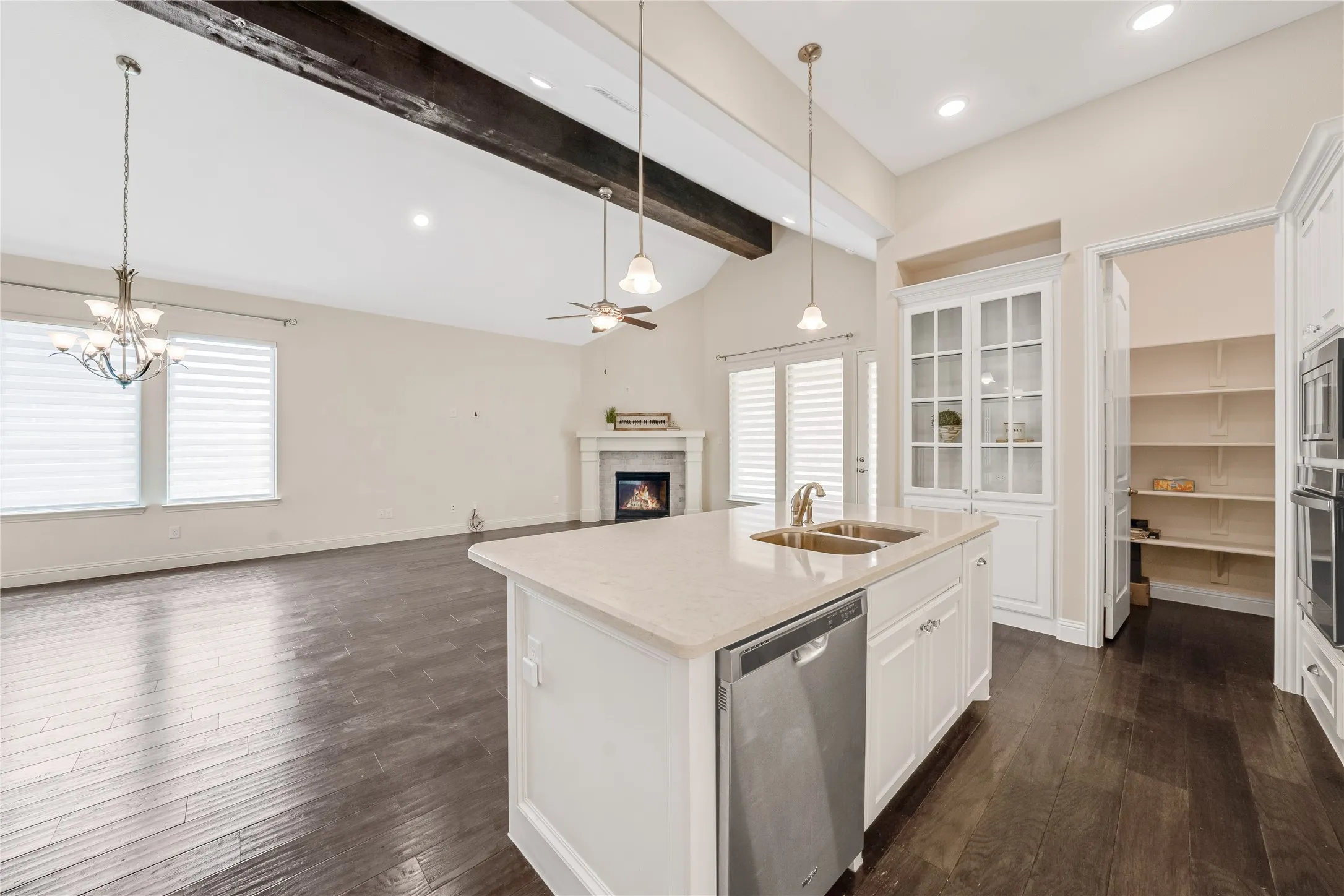 Single Family Residence For Sale in Collin County , 2712 Cross Oak Place, Mc Kinney, Texas 75071, 5 Bedrooms, 4 Bathrooms, 3 Garage spaces, 2,846 Sqft, built in 2018, Price $650,000, mls#21271834, Real Estate Agent in Mc Kinney, Homes For Sale in Collin county, Homes For Sale in Mc Kinney, Realtor in Mc Kinney Texas, Real Estate Brokerage Independent Realty Texas, Luminita Cordes Realtor