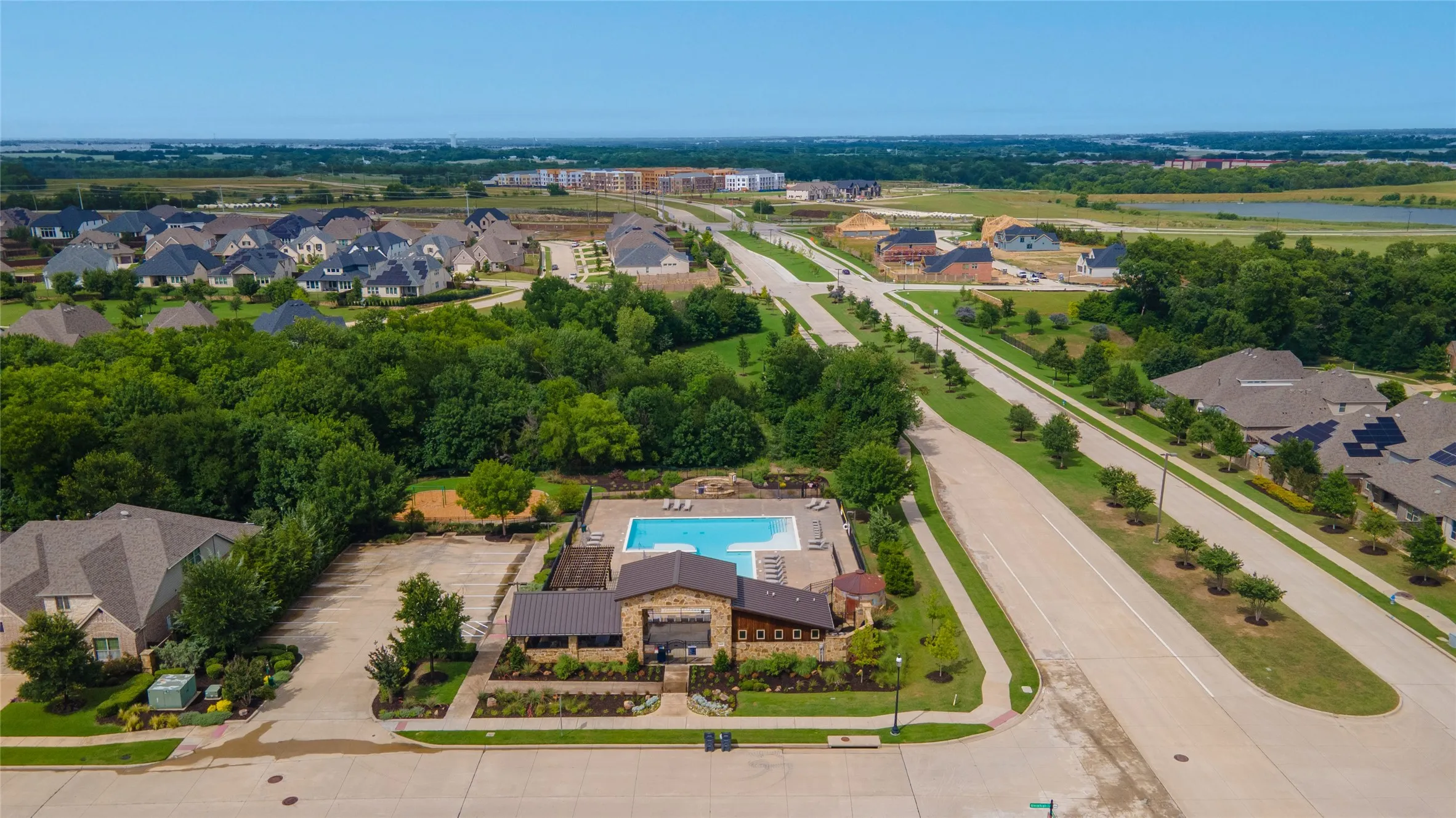 Single Family Residence For Sale in Collin County , 2712 Cross Oak Place, Mc Kinney, Texas 75071, 5 Bedrooms, 4 Bathrooms, 3 Garage spaces, 2,846 Sqft, built in 2018, Price $650,000, mls#21271834, Real Estate Agent in Mc Kinney, Homes For Sale in Collin county, Homes For Sale in Mc Kinney, Realtor in Mc Kinney Texas, Real Estate Brokerage Independent Realty Texas, Luminita Cordes Realtor