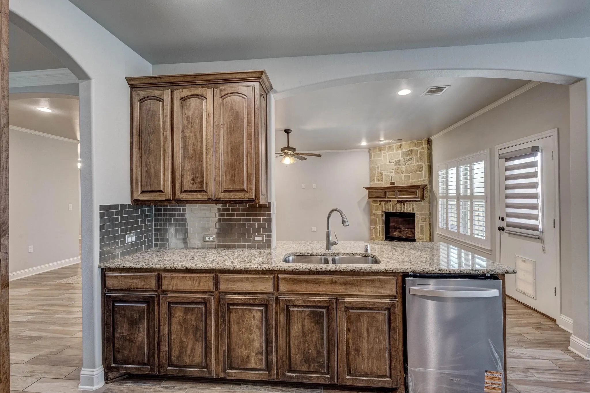 Single Family Residence For Rent in Dallas County , 924 Via Barcelona, Mesquite, Texas 75150, 4 Bedroom, 4 Bathroom, 3 Garage spaces, 2,648 Sqft, built in 2016, mls#21272451, Real Estate Agent in Mesquite, Homes For Rent in Dallas county, Homes For Rent in Mesquite, Realtor in Mesquite Texas, Real Estate Brokerage Independent Realty Texas, Luminita Cordes Realtor