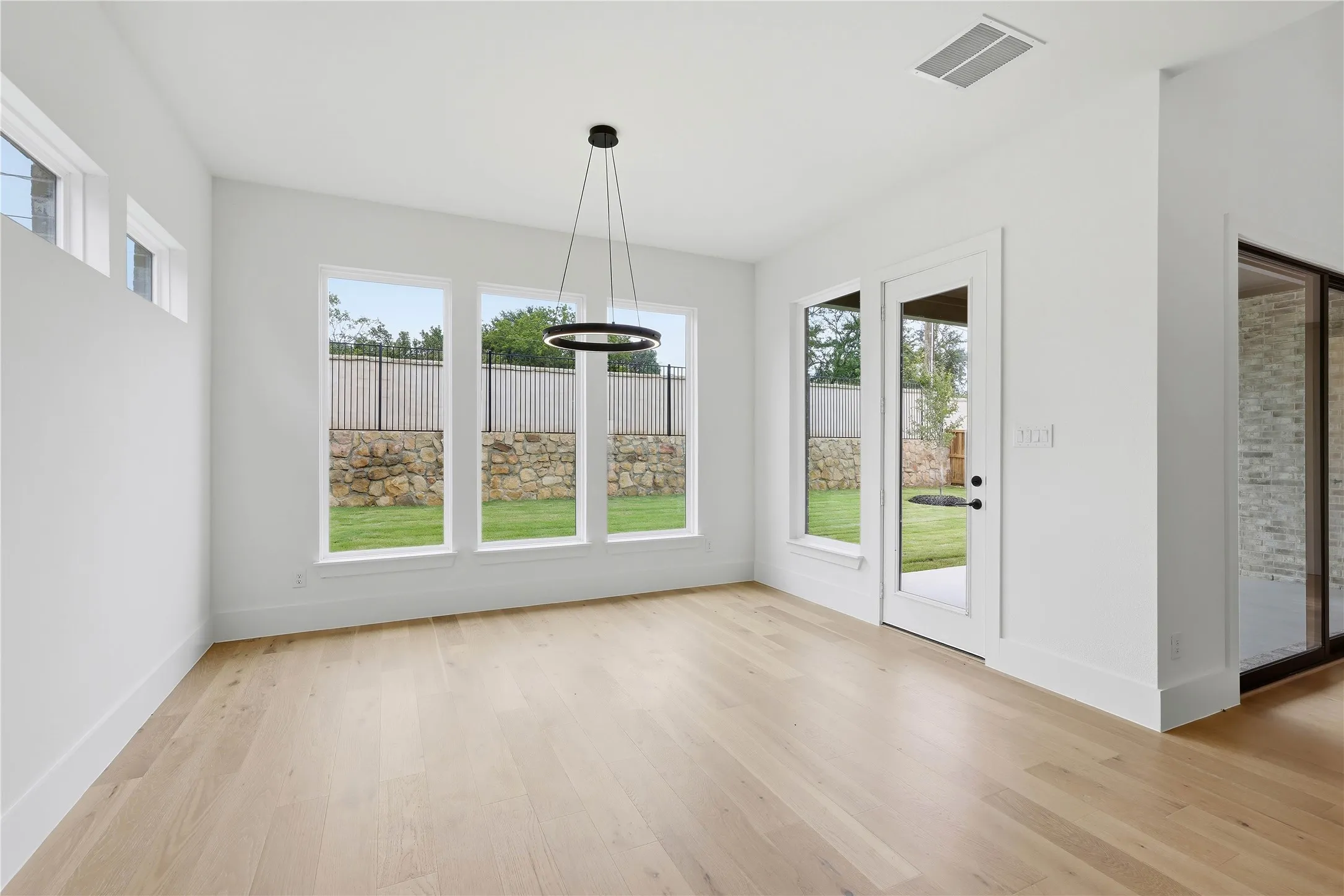 Single Family Residence For Sale in Tarrant County , 8421 Witt Street, North Richland Hills, Texas 76182, 5 Bedroom, 5 Bathroom, 2 Garage spaces, 3,038 Sqft, built in 2026, mls#21272438, Real Estate Agent in North Richland Hills, Homes For Sale in Tarrant county, Homes For Sale in North Richland Hills, Realtor in North Richland Hills Texas, Real Estate Brokerage Independent Realty Texas, Luminita Cordes Realtor