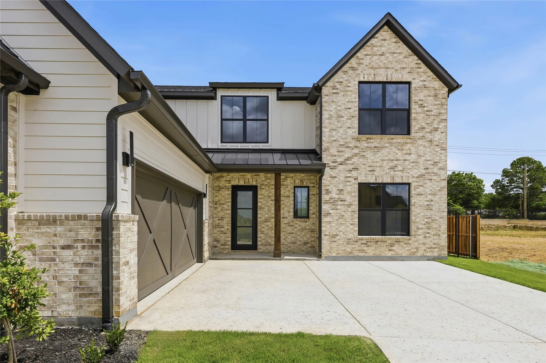 Single Family Residence For Sale in Tarrant County , 8421 Witt Street, North Richland Hills, Texas 76182, 5 Bedroom, 5 Bathroom, 2 Garage spaces, 3,038 Sqft, built in 2026, mls#21272438, Real Estate Agent in North Richland Hills, Homes For Sale in Tarrant county, Homes For Sale in North Richland Hills, Realtor in North Richland Hills Texas, Real Estate Brokerage Independent Realty Texas, Luminita Cordes Realtor