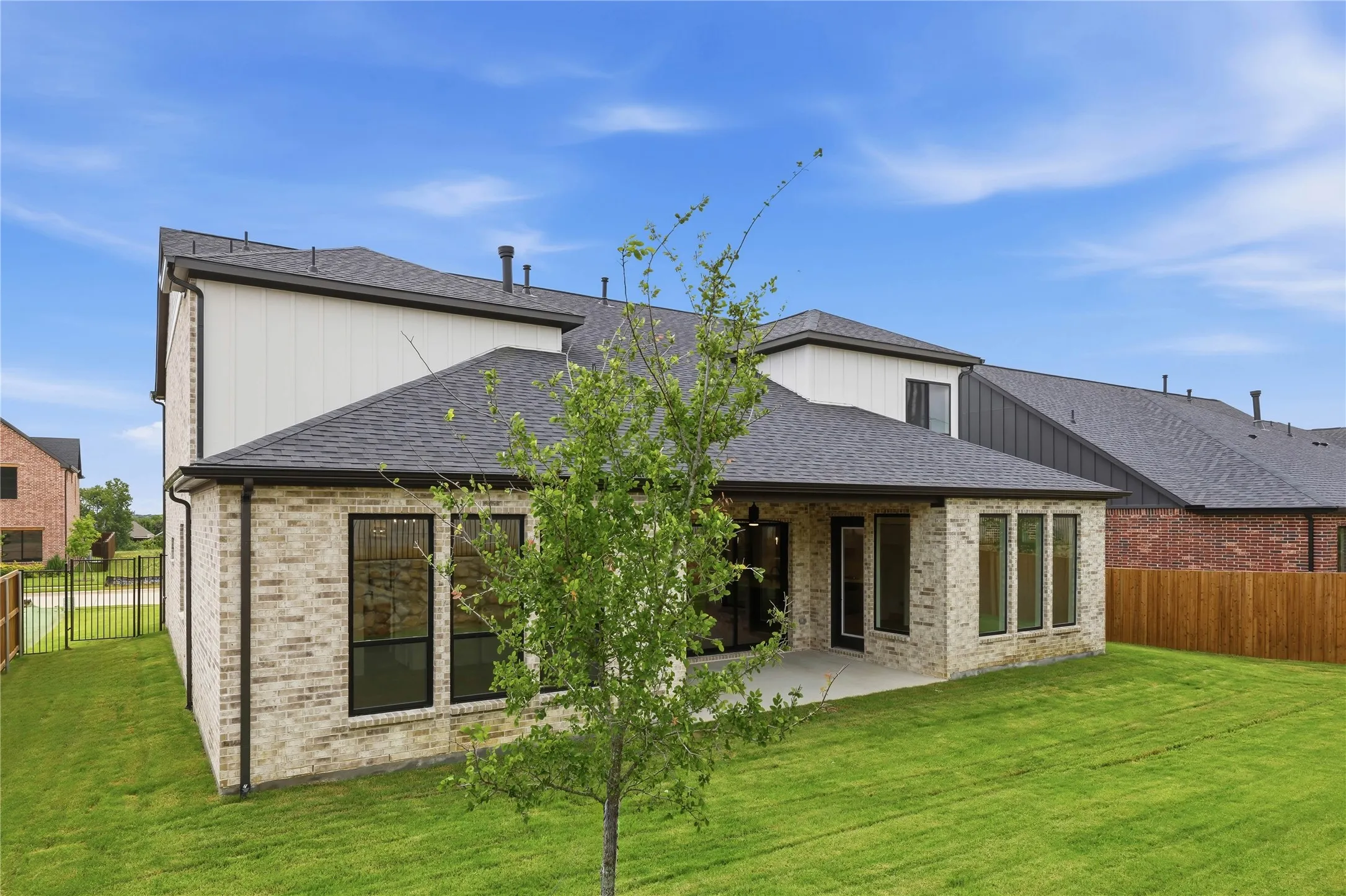 Single Family Residence For Sale in Tarrant County , 8421 Witt Street, North Richland Hills, Texas 76182, 5 Bedroom, 5 Bathroom, 2 Garage spaces, 3,038 Sqft, built in 2026, mls#21272438, Real Estate Agent in North Richland Hills, Homes For Sale in Tarrant county, Homes For Sale in North Richland Hills, Realtor in North Richland Hills Texas, Real Estate Brokerage Independent Realty Texas, Luminita Cordes Realtor