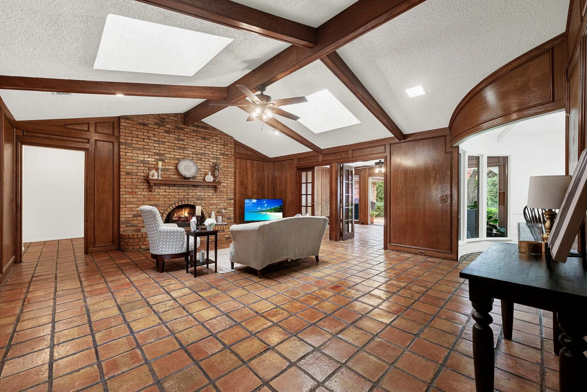 Great for entertaining or quiet night enjoying the fire.