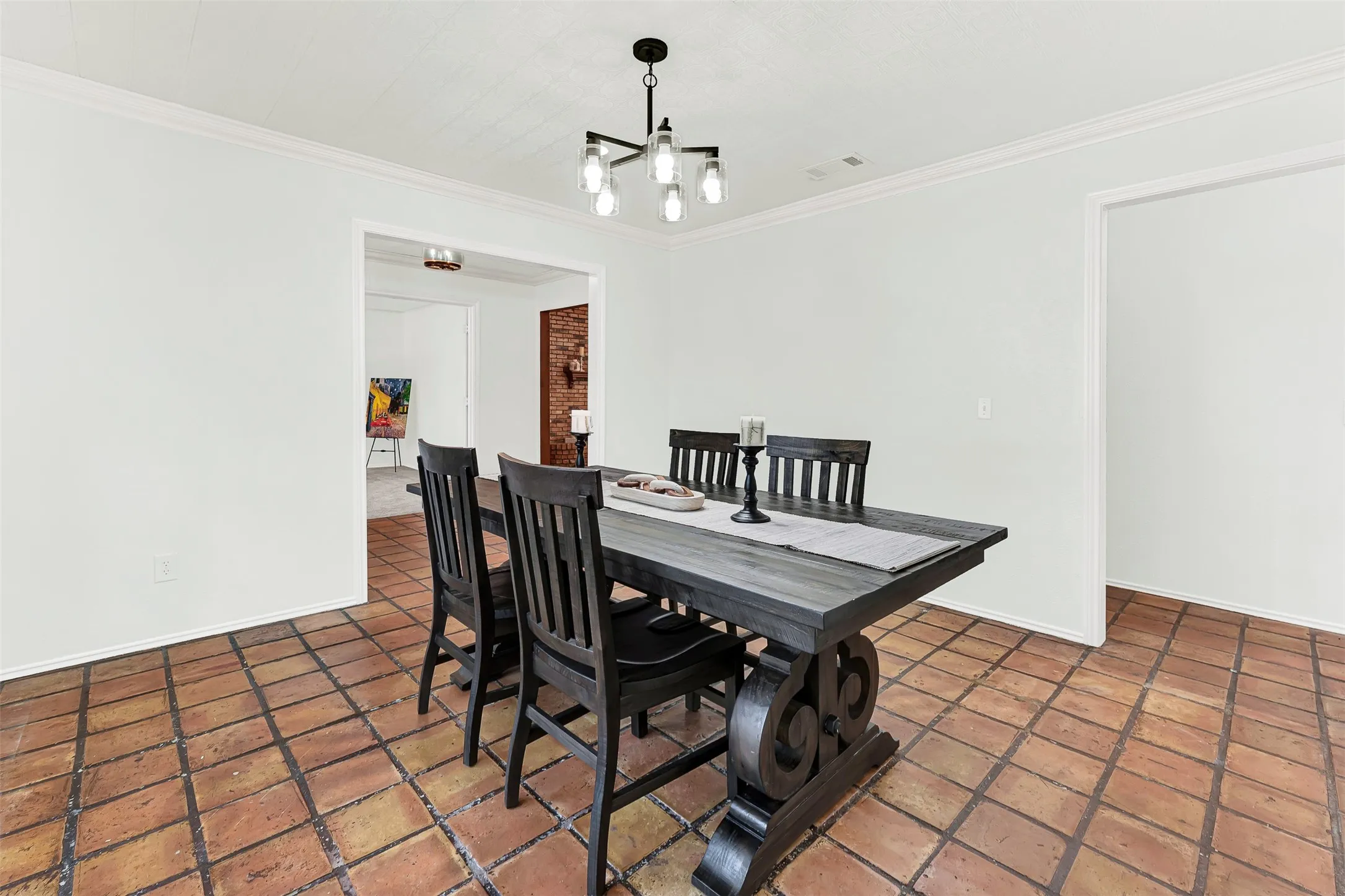 Host amazing dinner parties or casual family dinner in this beautiful dining room right off living room and kitchen
