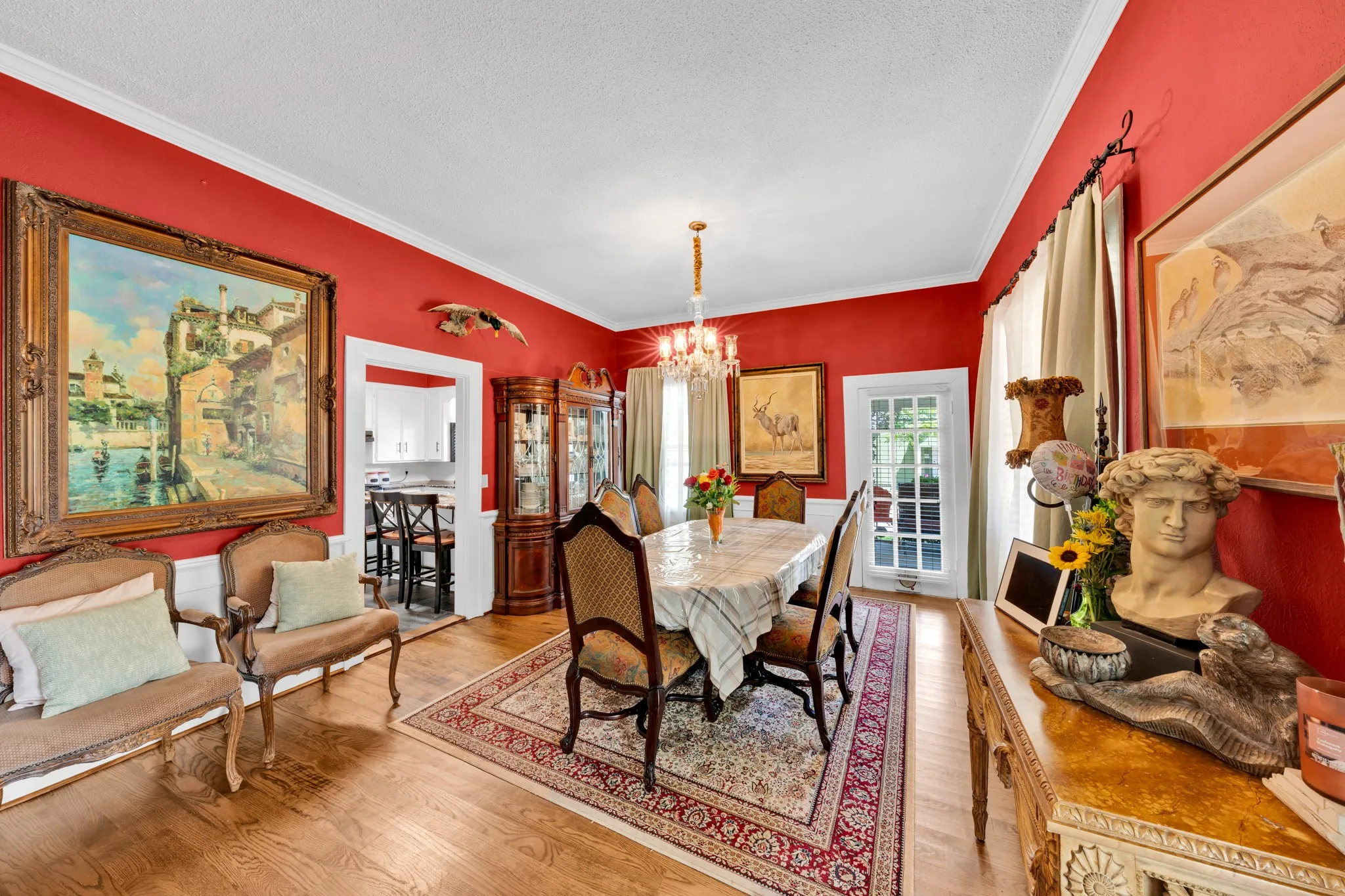Hardwood-style flooring throughout