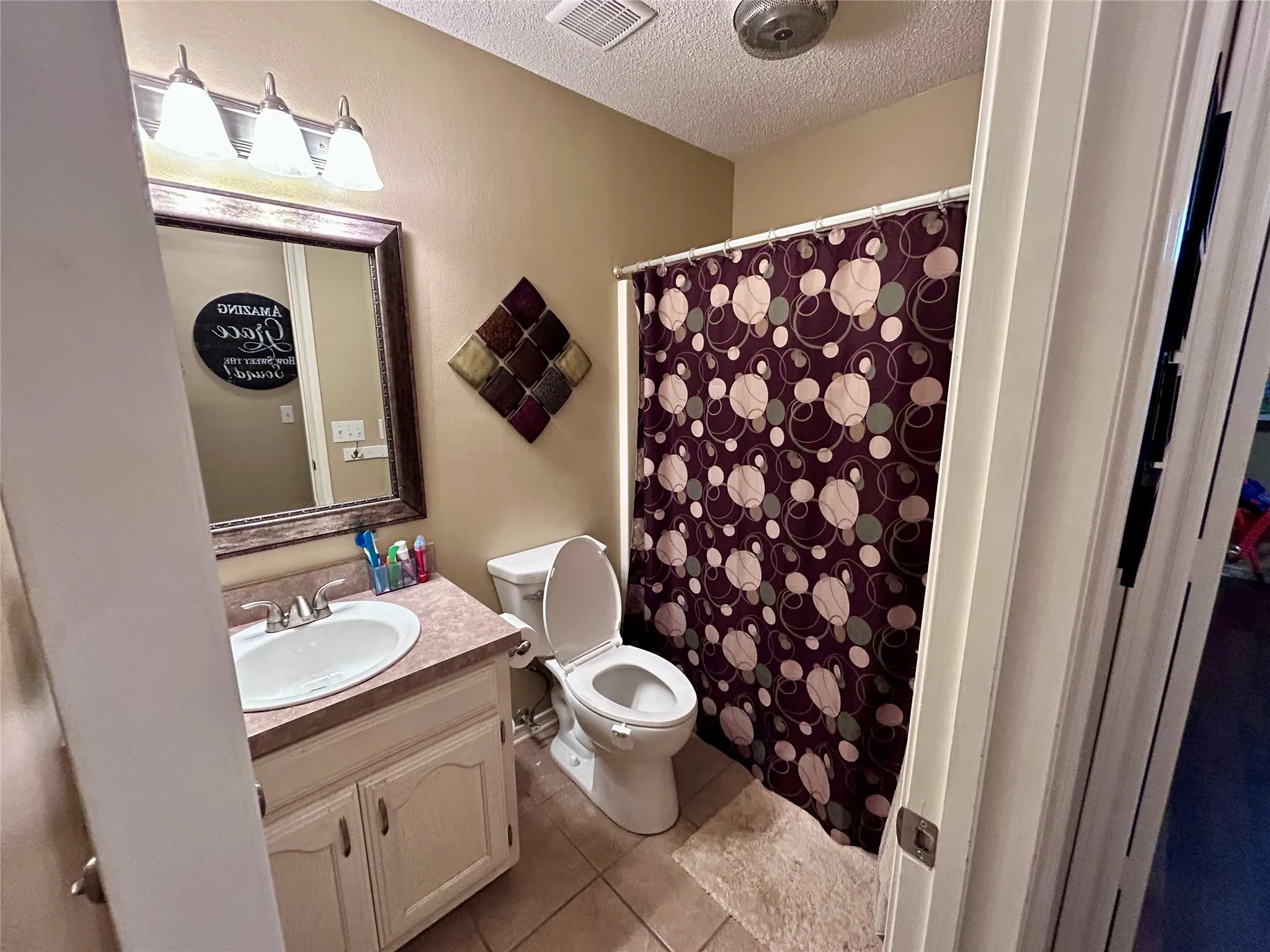 Single Family Residence For Sale in Lamar County , 187 SANDY, Reno, Texas 75462, 3 Bedroom, 2 Bathroom, 2 Garage spaces, 1,500 Sqft, built in 1993, mls#21272483, Real Estate Agent in Reno, Homes For Sale in Lamar county, Homes For Sale in Reno, Realtor in Reno Texas, Real Estate Brokerage Independent Realty Texas, Luminita Cordes Realtor