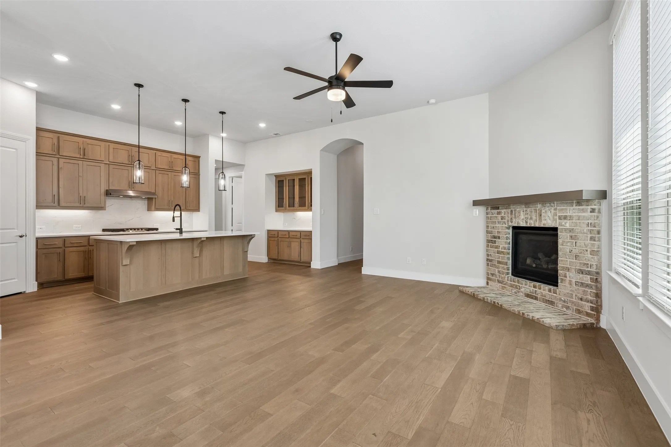 Single Family Residence For Sale in Collin County , 236 Bay Laurel Road, Mc Kinney, Texas 75071, 4 Bedroom, 3 Bathroom, 2 Garage spaces, 2,505 Sqft, built in 2025, mls#21269610, Real Estate Agent in Mc Kinney, Homes For Sale in Collin county, Homes For Sale in Mc Kinney, Realtor in Mc Kinney Texas, Real Estate Brokerage Independent Realty Texas, Luminita Cordes Realtor
